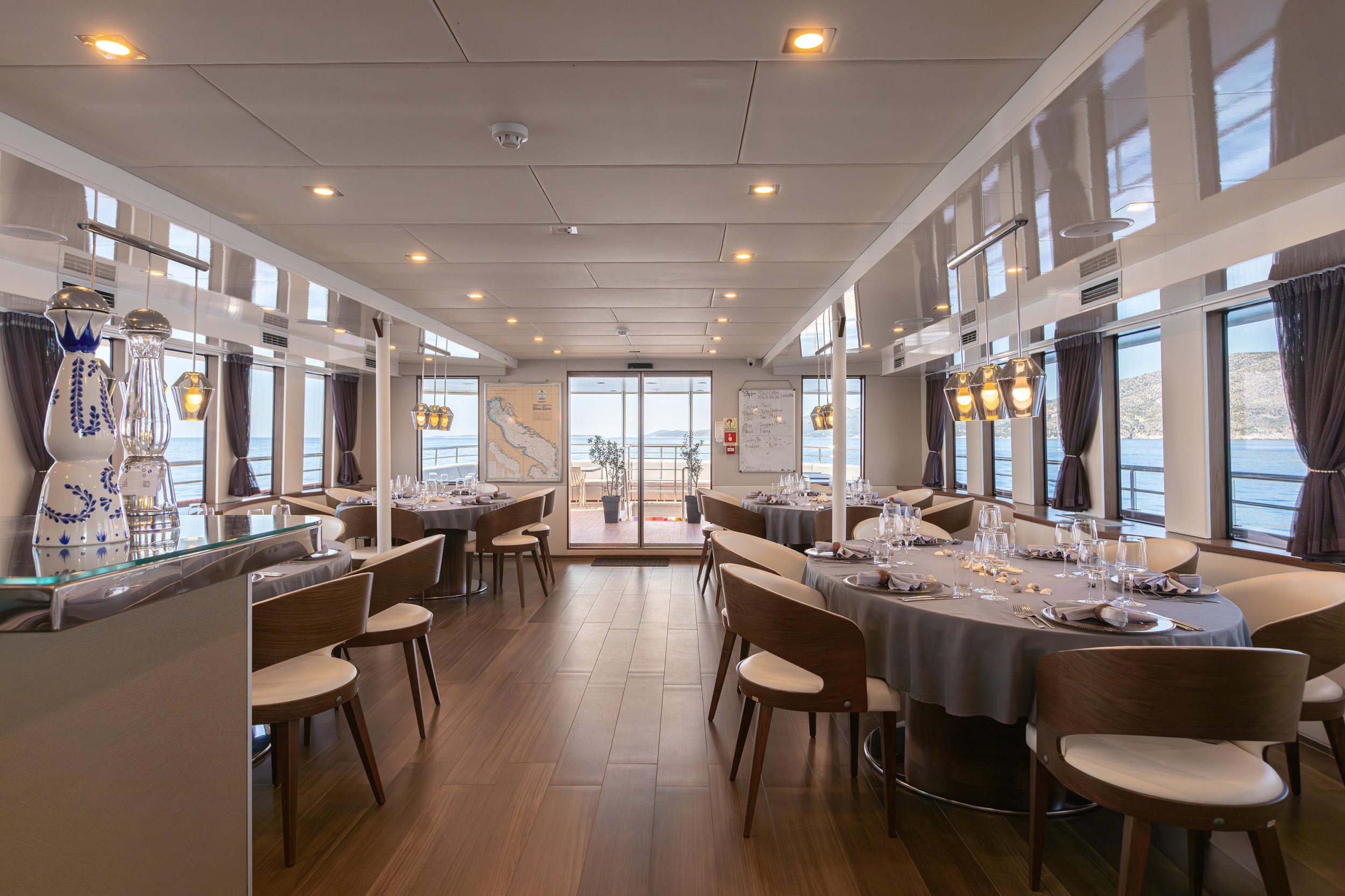 Motoryacht Yolo — photo 5