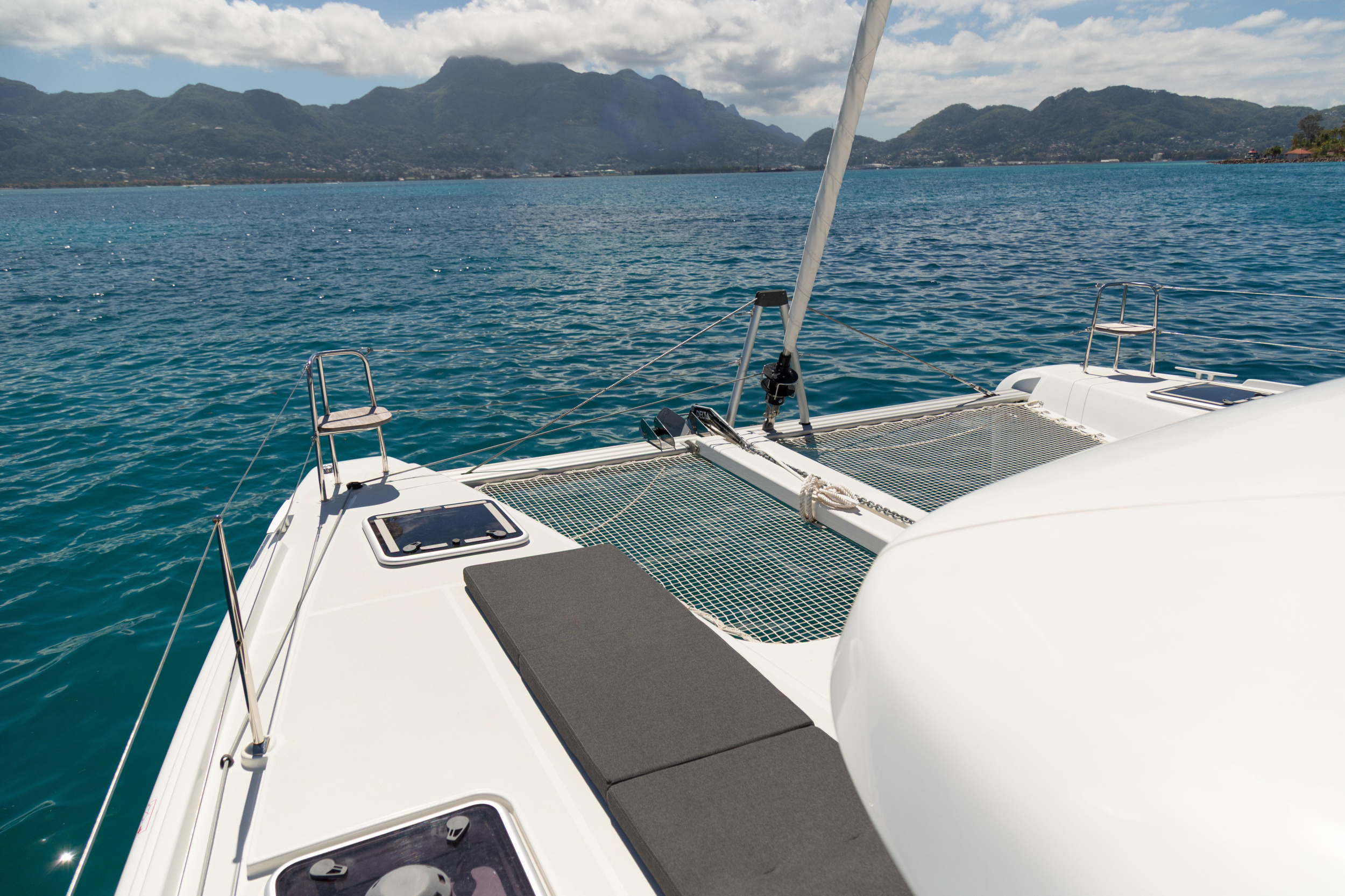 Lagoon 42 — photo 15