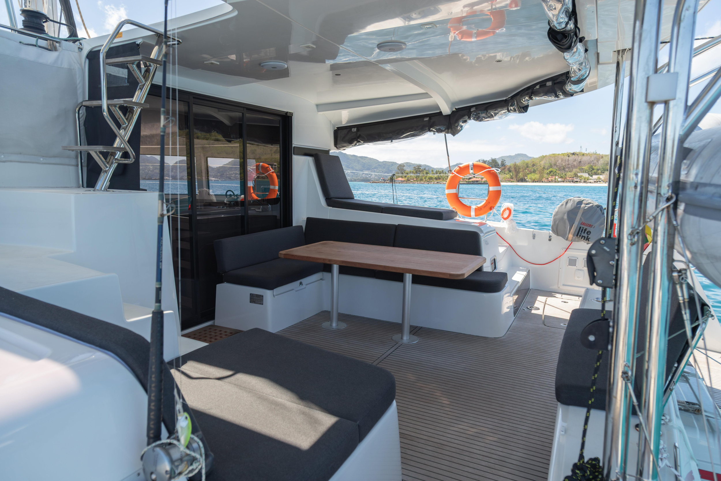 Lagoon 42 — photo 26