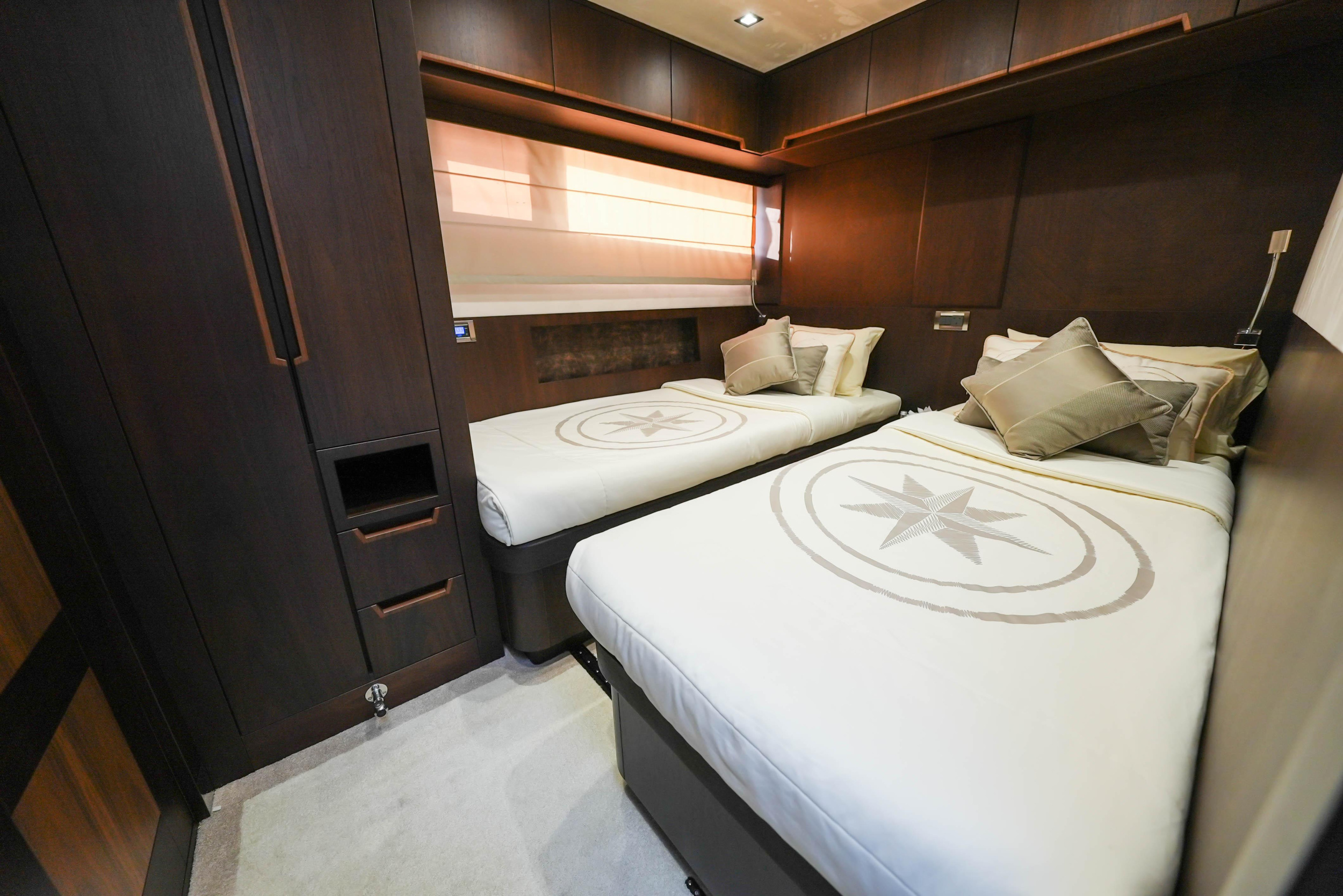 Galeon 780 — photo 19