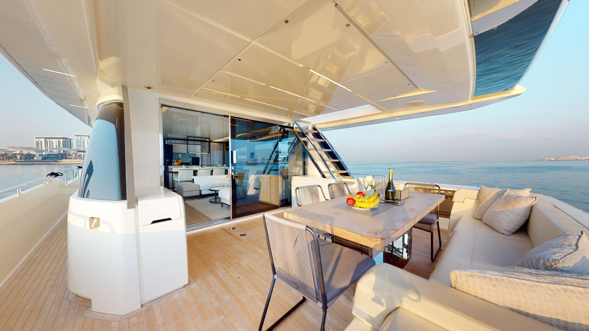Ferretti 780 — photo 21