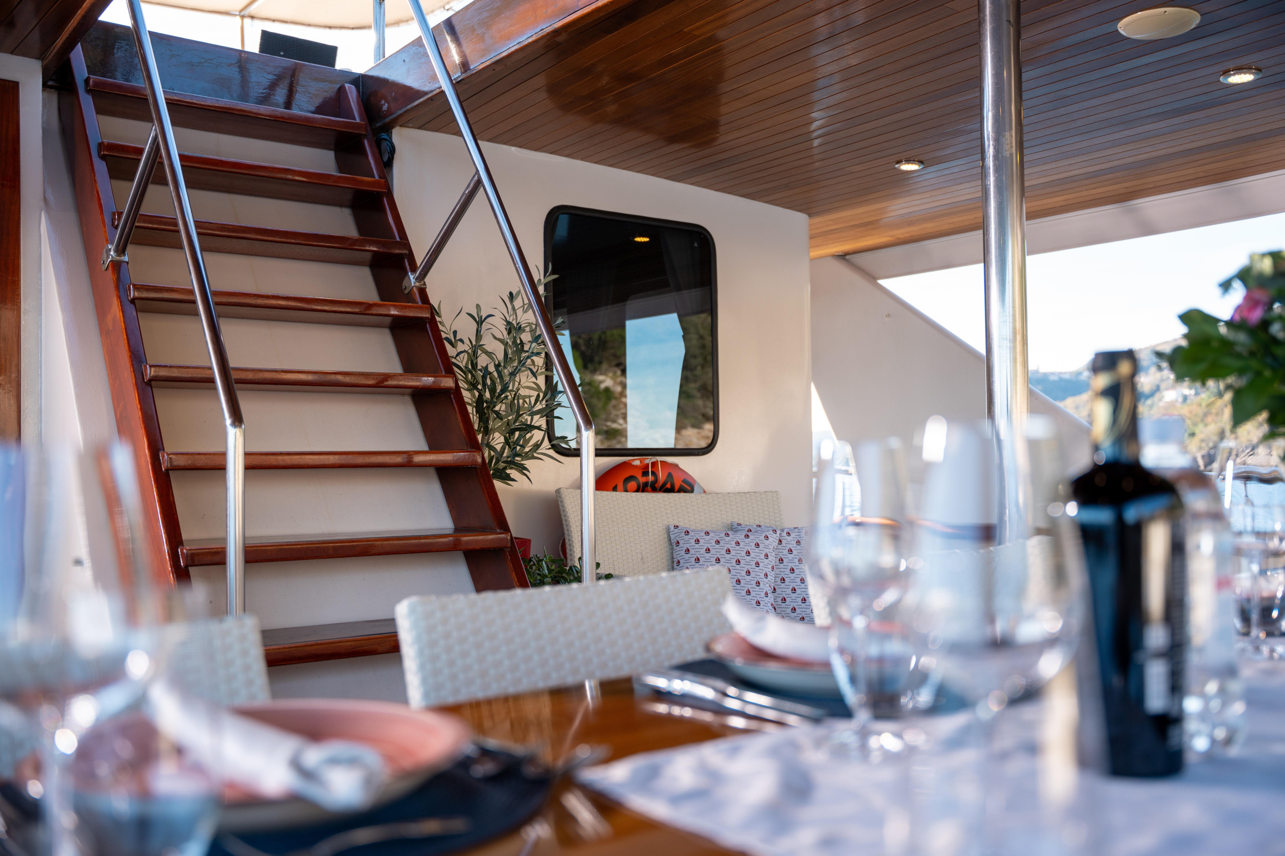 Motoryacht Korab — photo 15