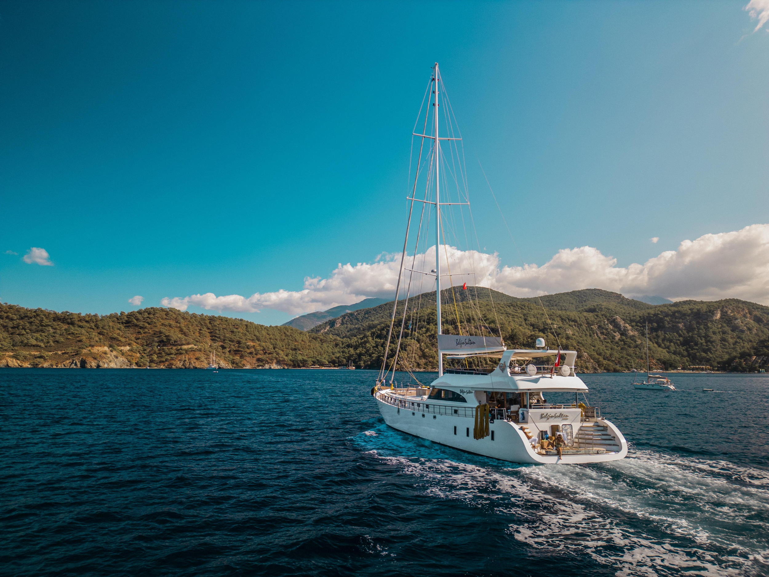 Motoryacht Belgin Sultan — photo 12