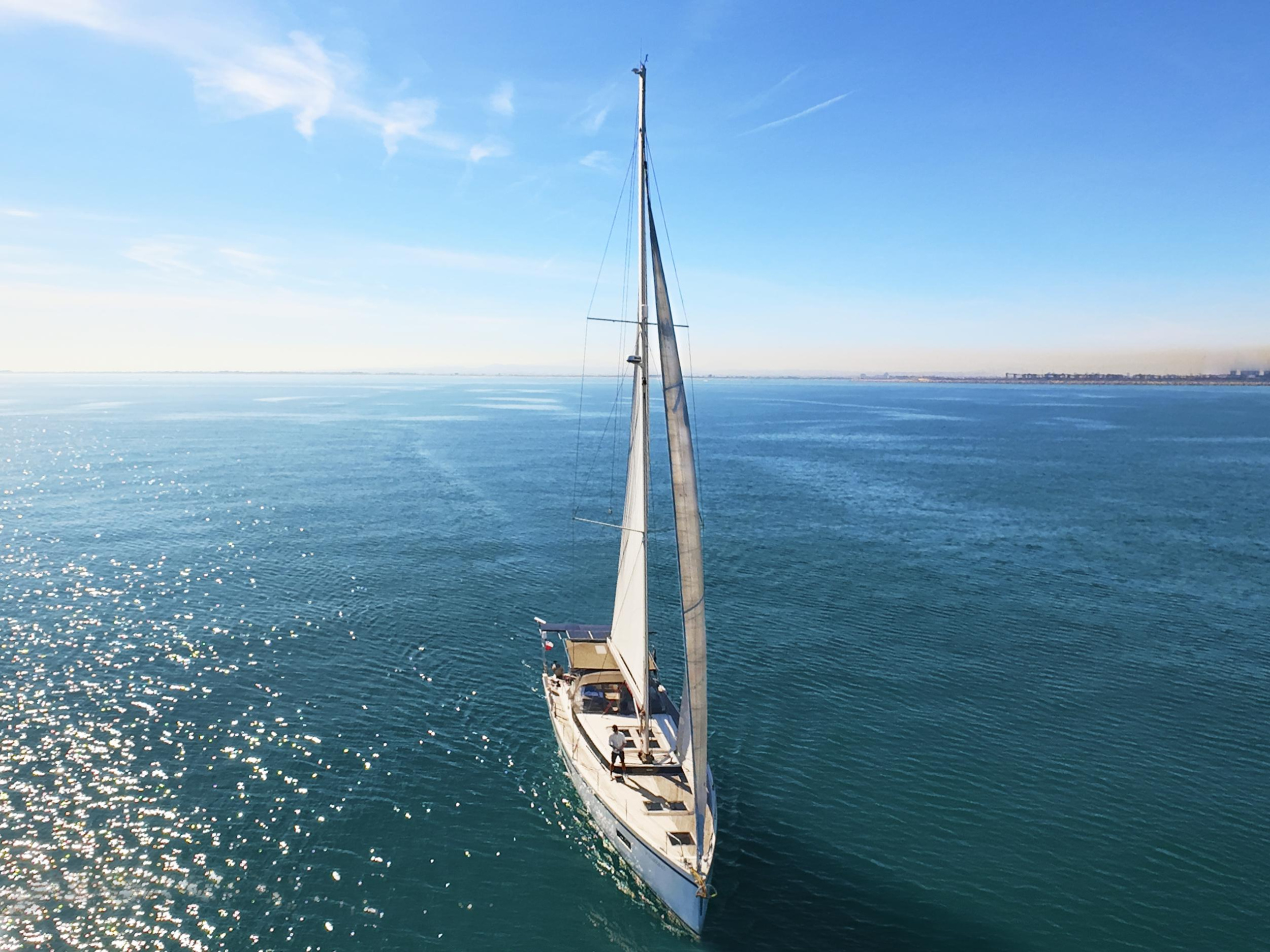 Bavaria C57 — photo 6