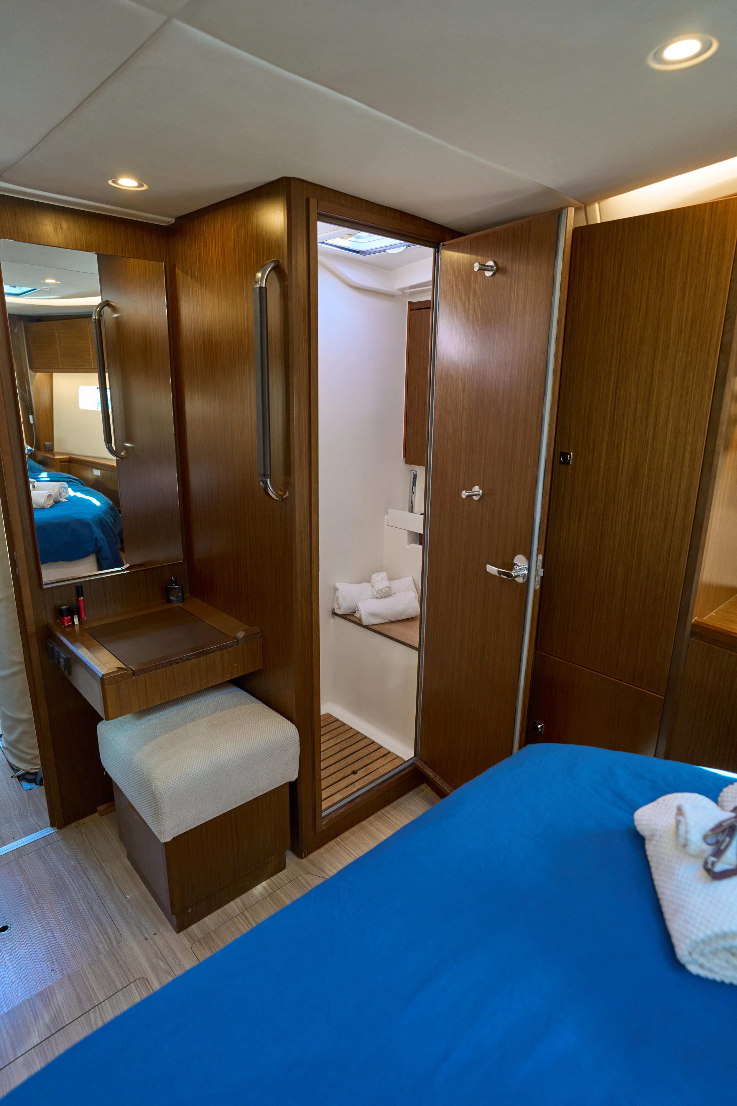 Bavaria C57 — photo 9