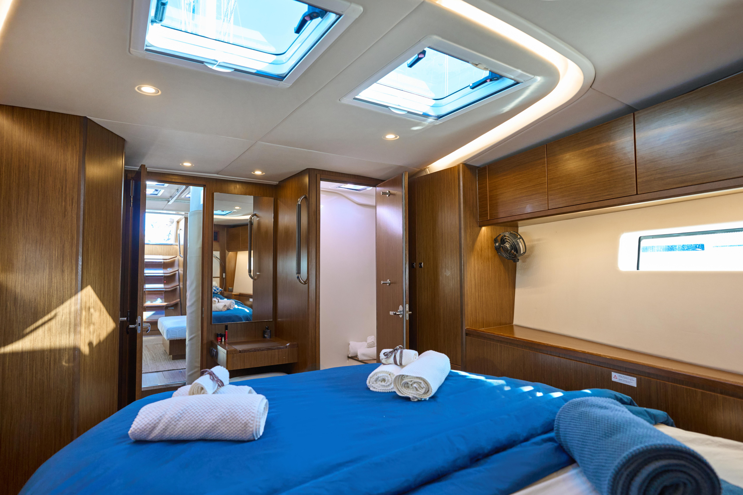 Bavaria C57 — photo 13