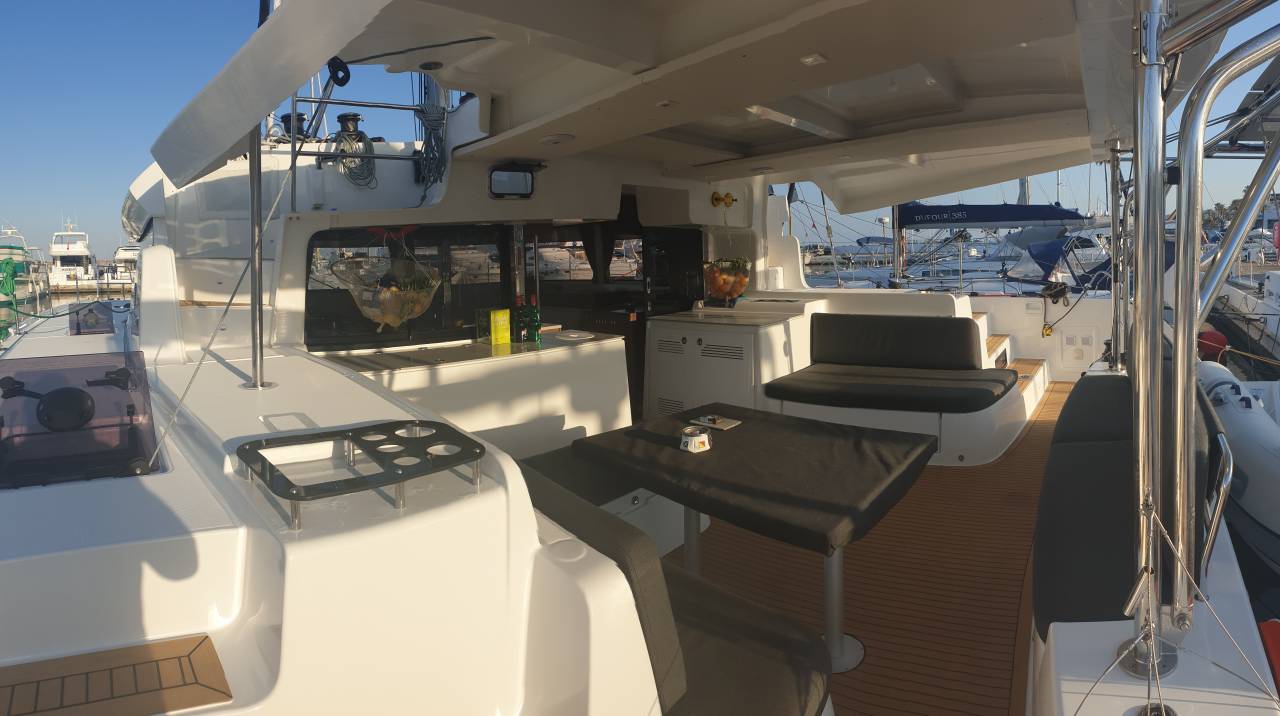 Lagoon 46 — photo 9