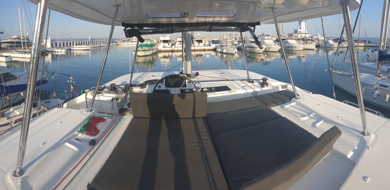 Lagoon 46 — photo 7