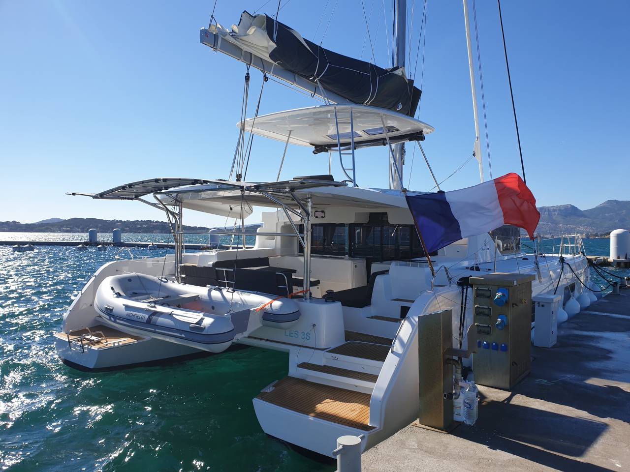 Lagoon 46 — photo 9