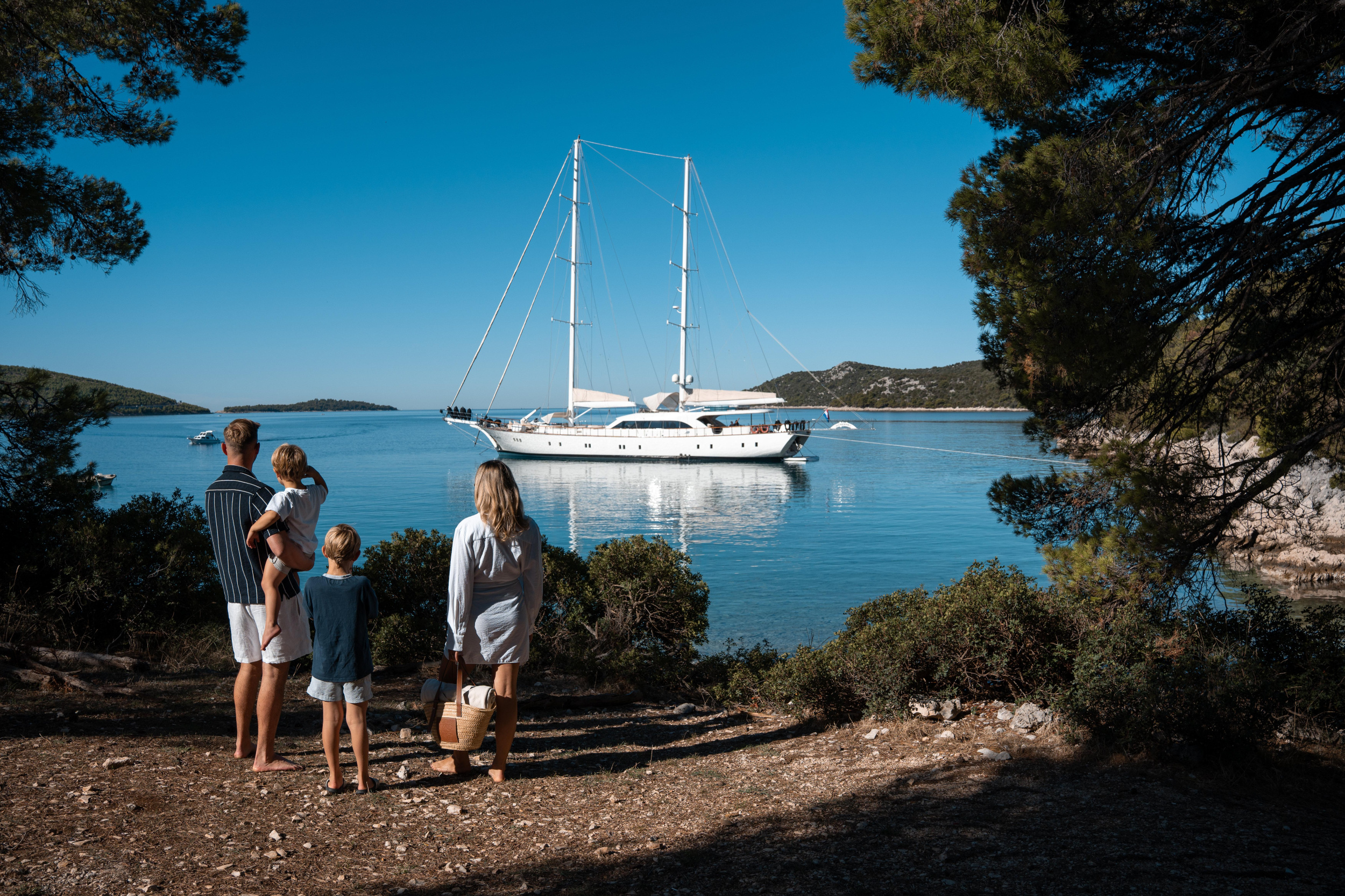 Luxury Sailing Yacht — photo 23