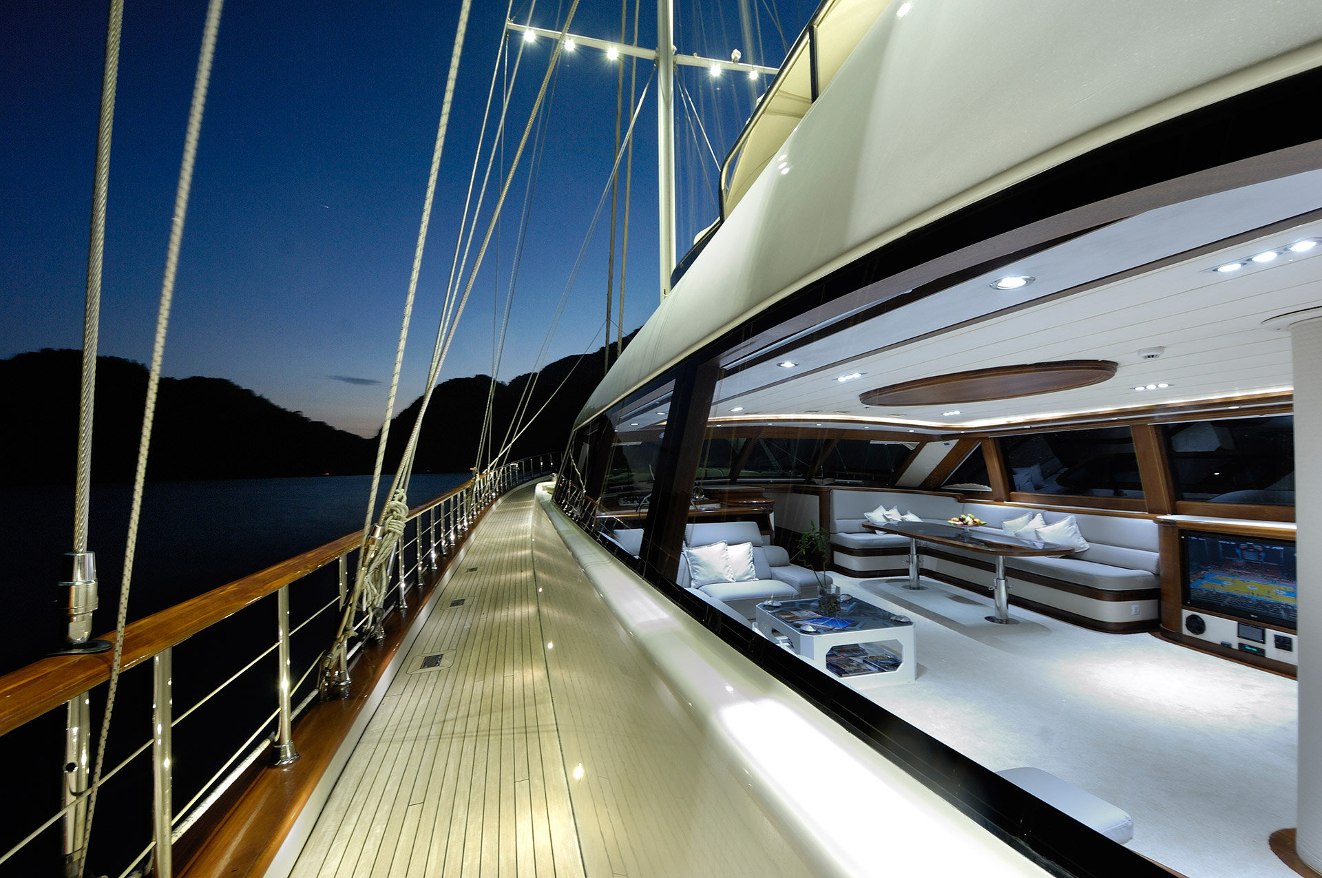 Luxury Sailing Yacht — photo 24