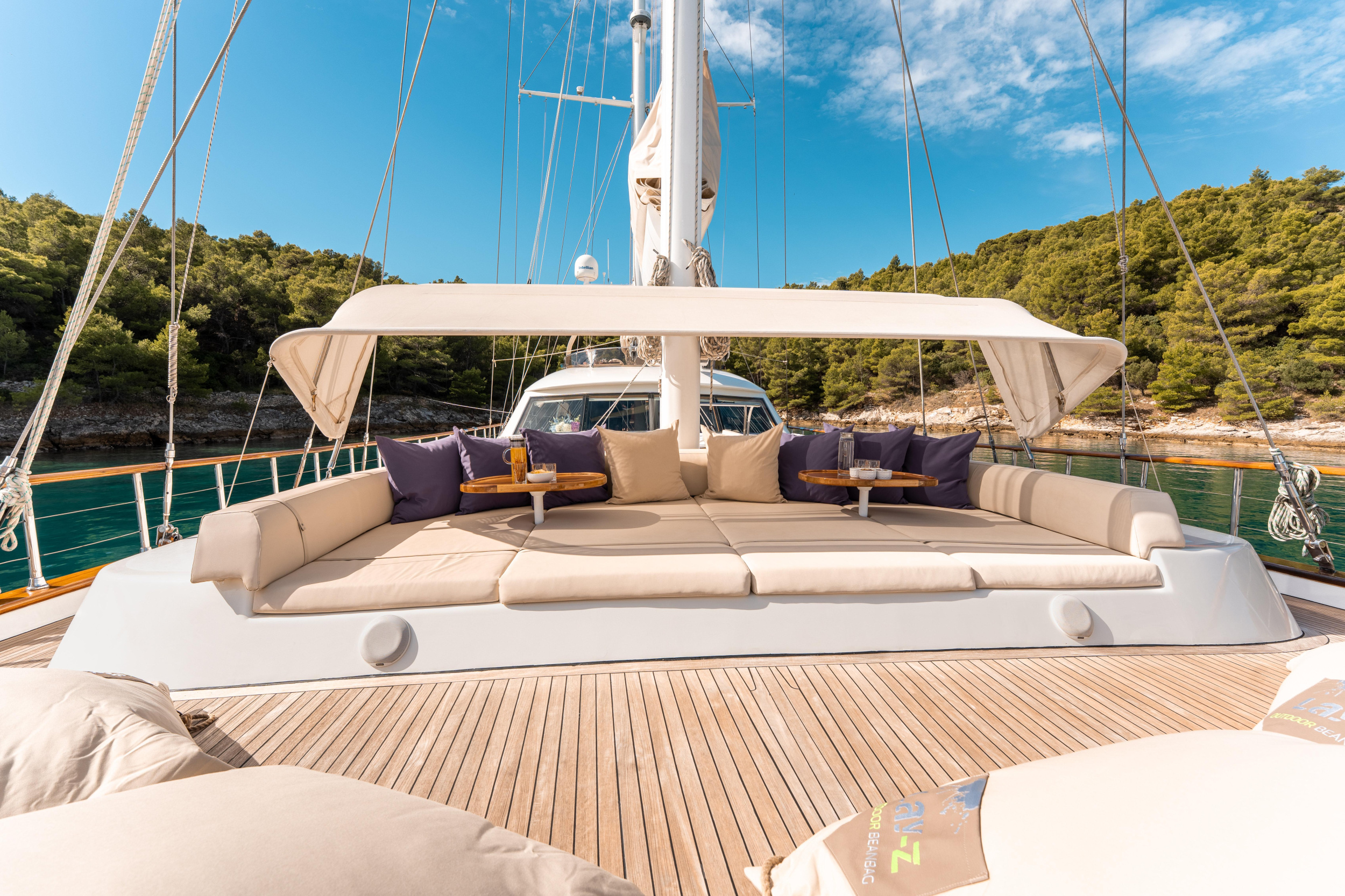 Luxury Sailing Yacht — photo 9