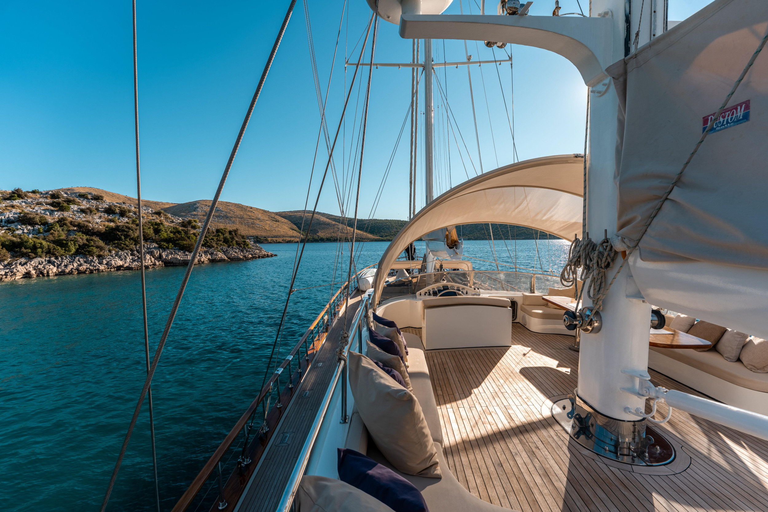 Luxury Sailing Yacht — photo 39