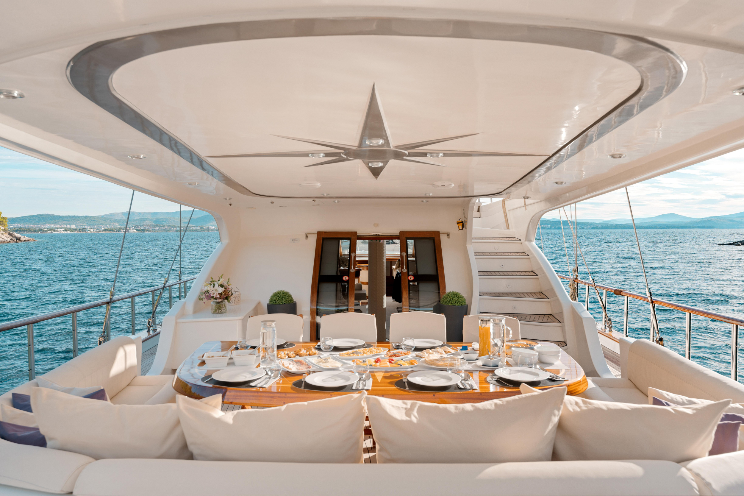 Luxury Sailing Yacht — photo 33