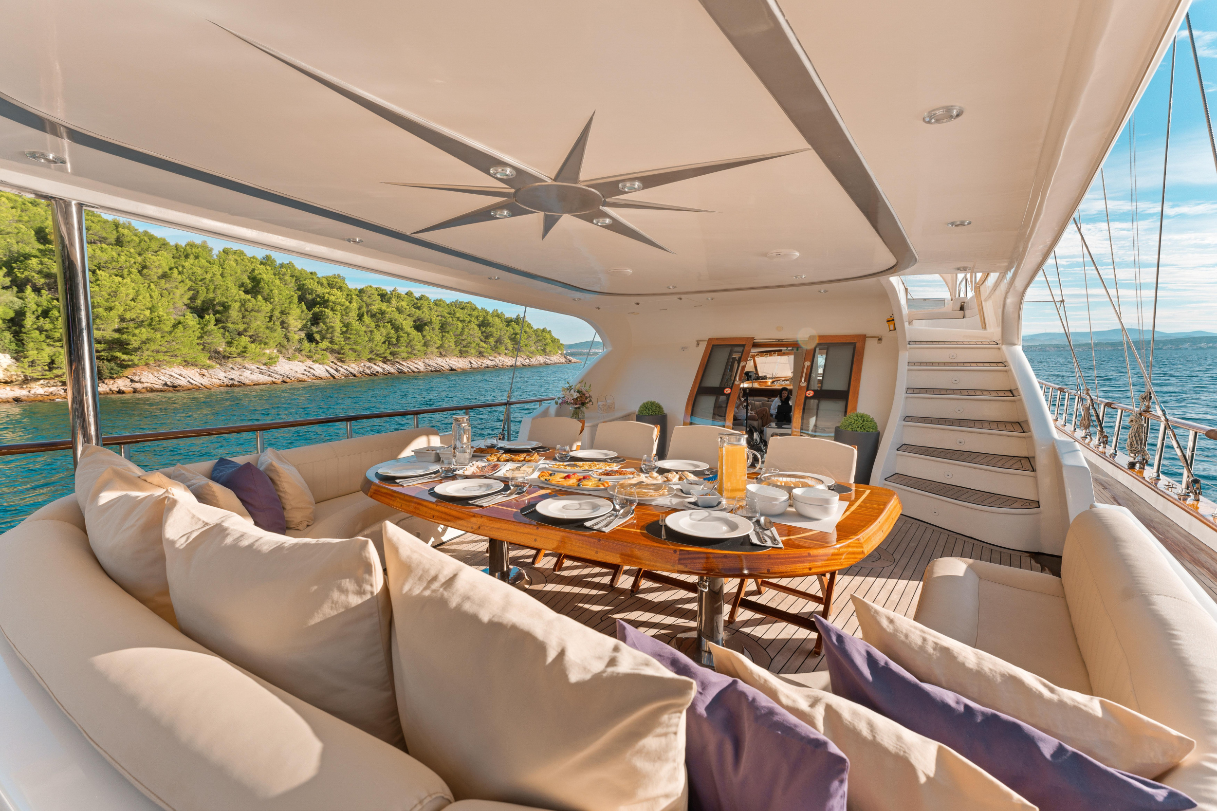Luxury Sailing Yacht — photo 47
