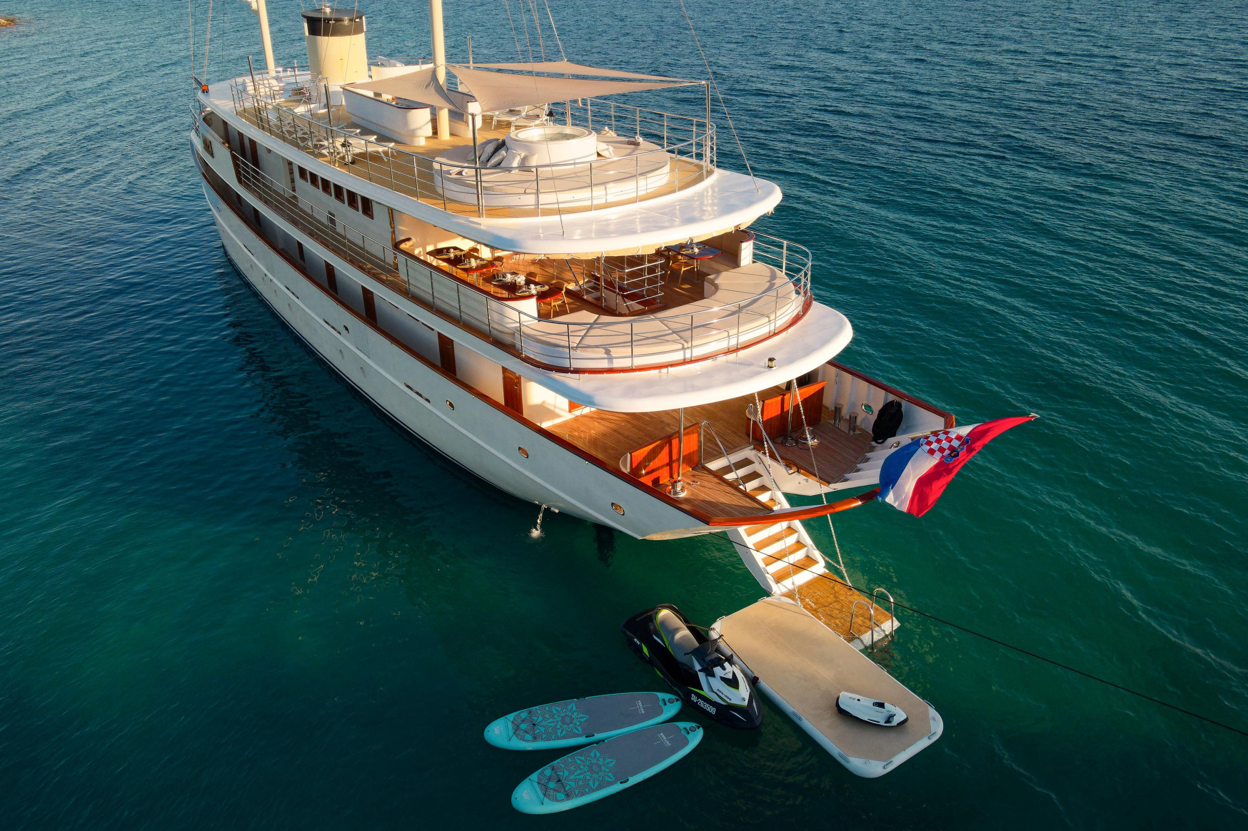Motoryacht Belleza — photo 38
