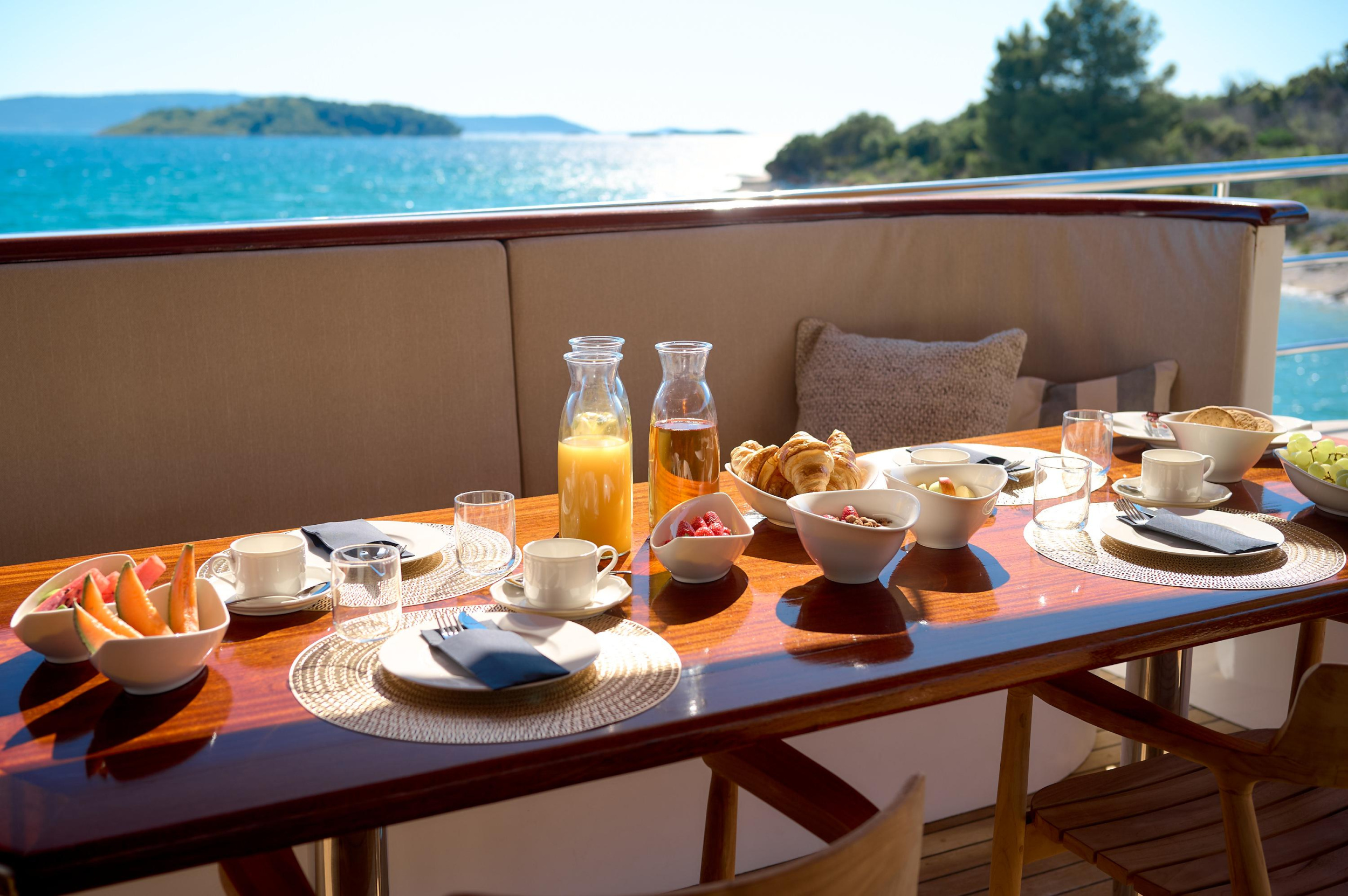 Motoryacht Belleza — photo 77