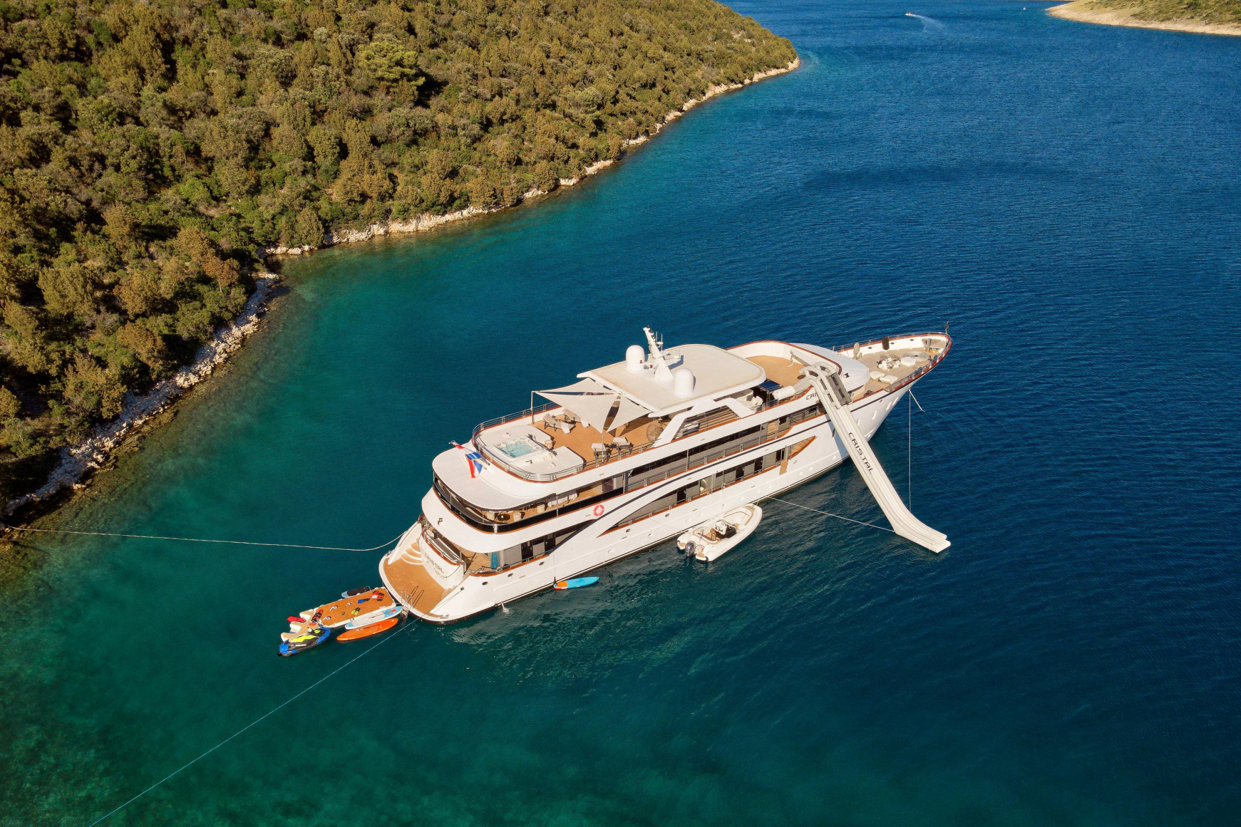 Motoryacht Cristal — photo 21