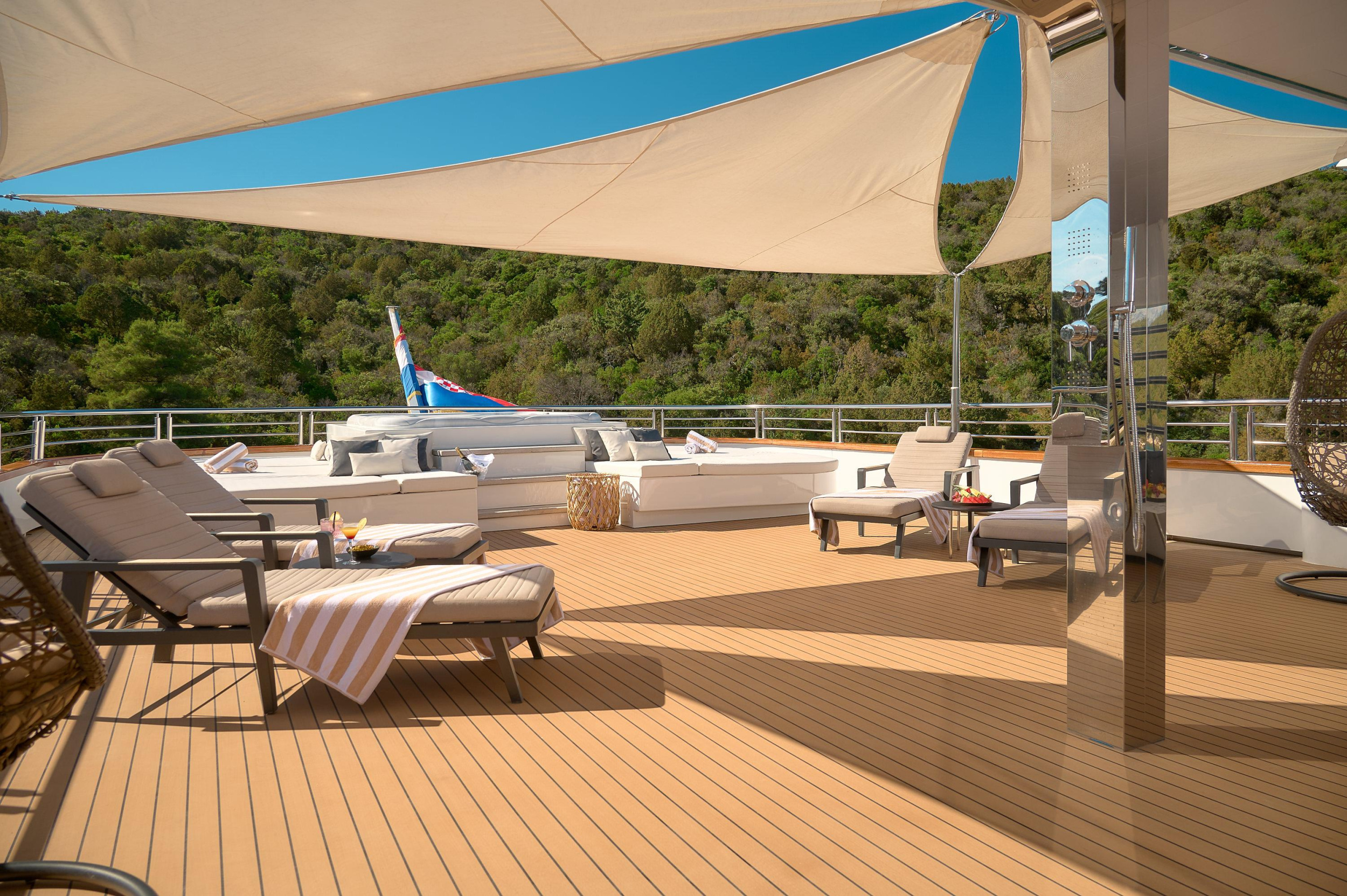Motoryacht Cristal — photo 27