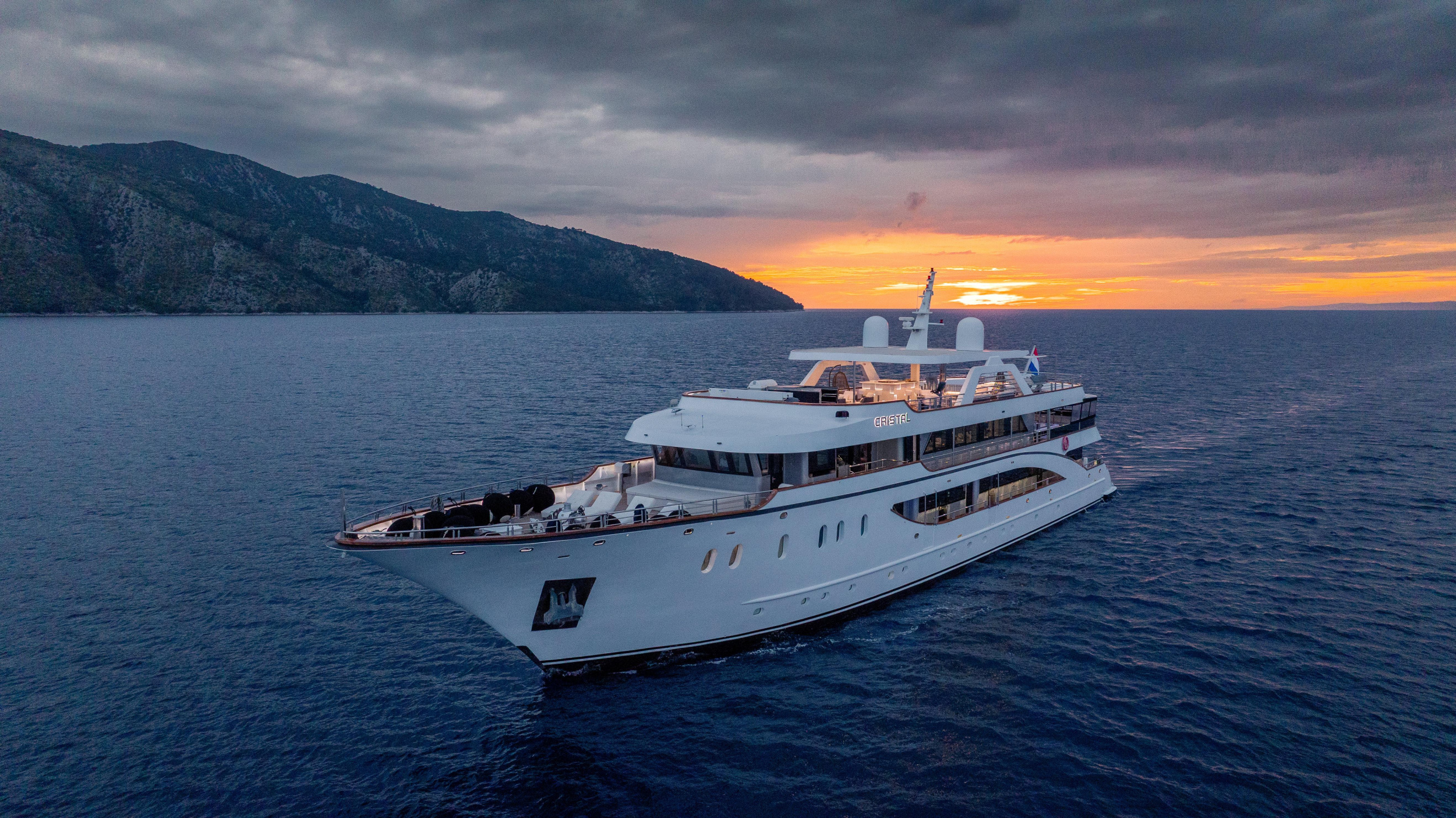 Motoryacht Cristal — photo 32