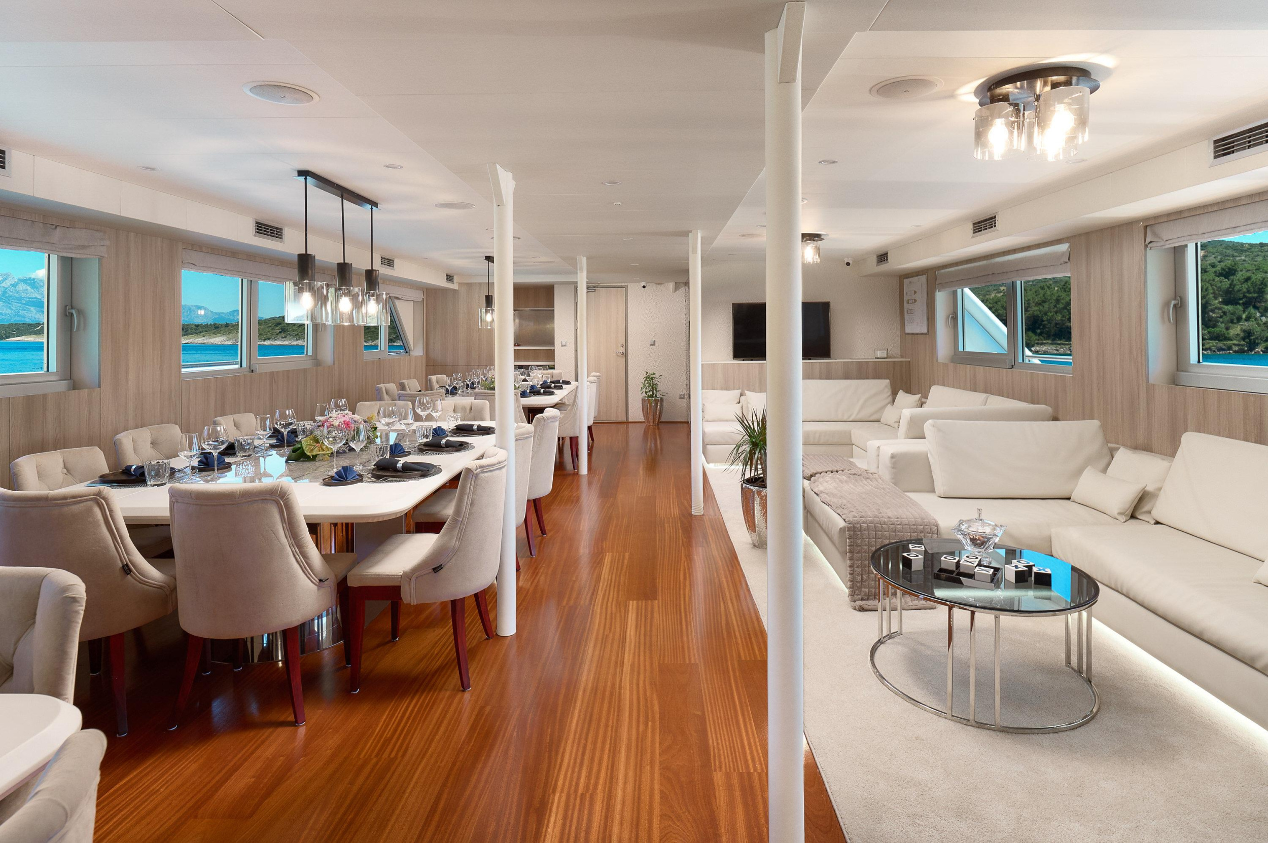 Motoryacht Cristal — photo 14