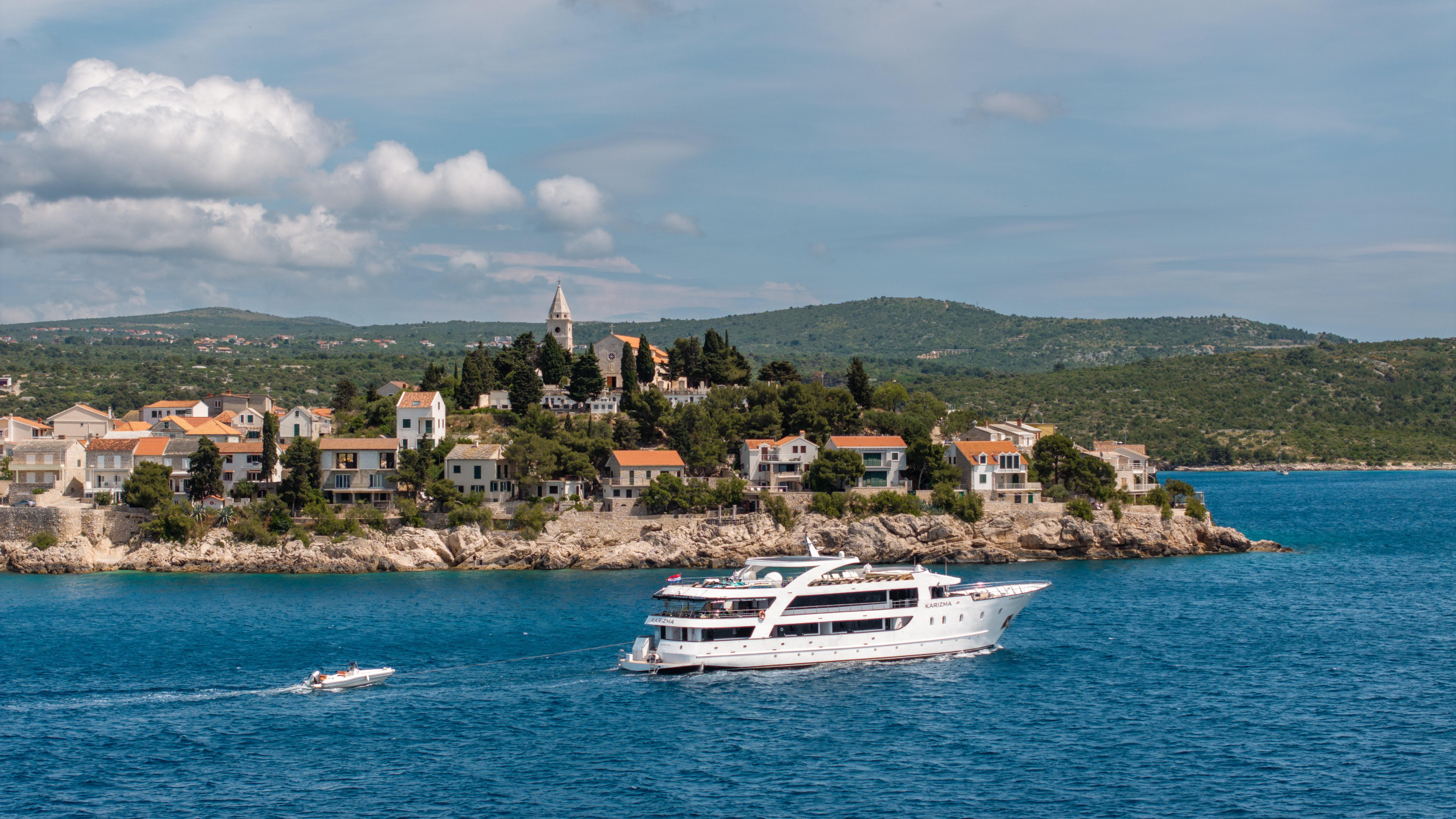 Motoryacht Karizma — photo 22