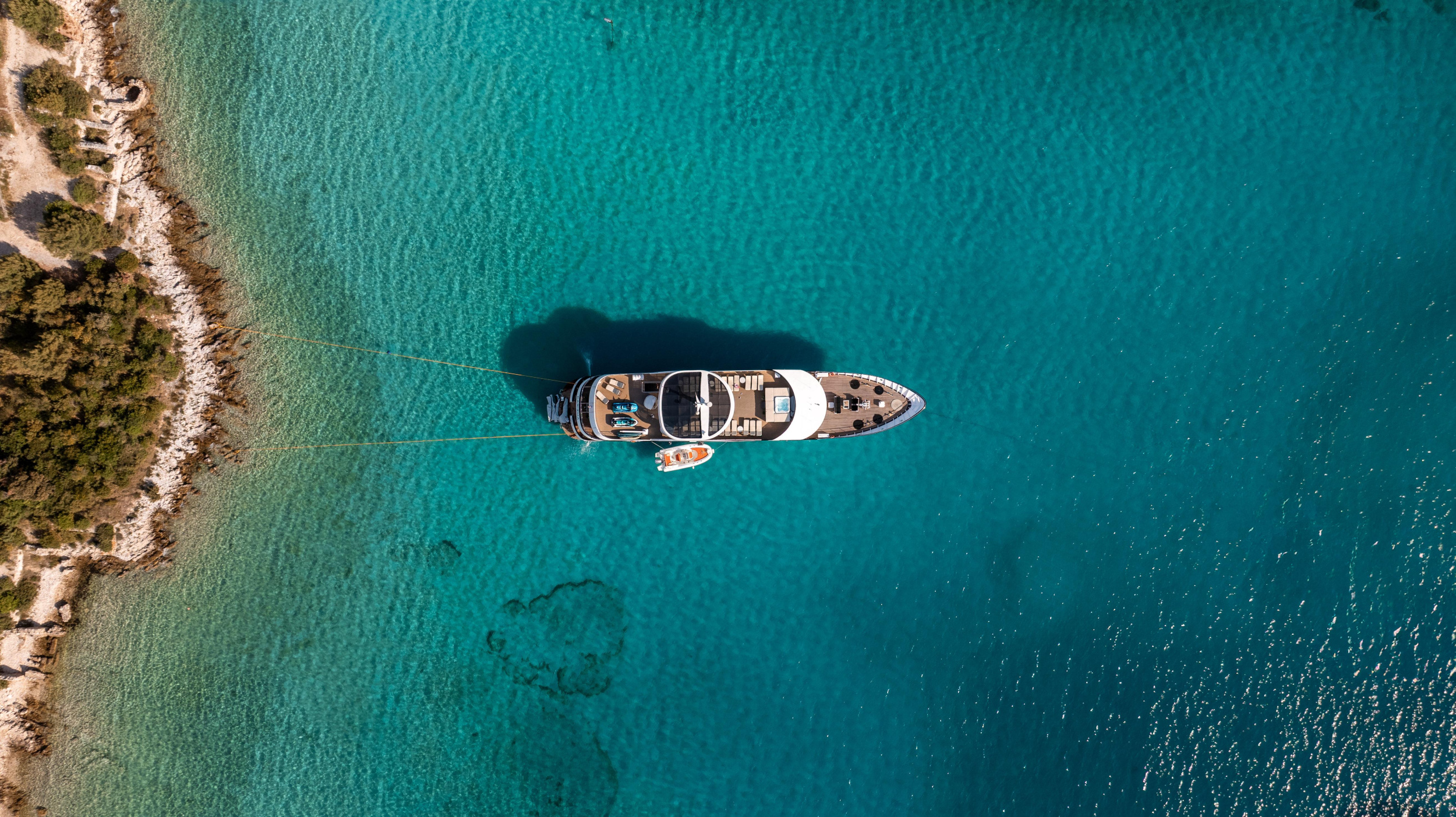 Motoryacht Karizma — photo 16