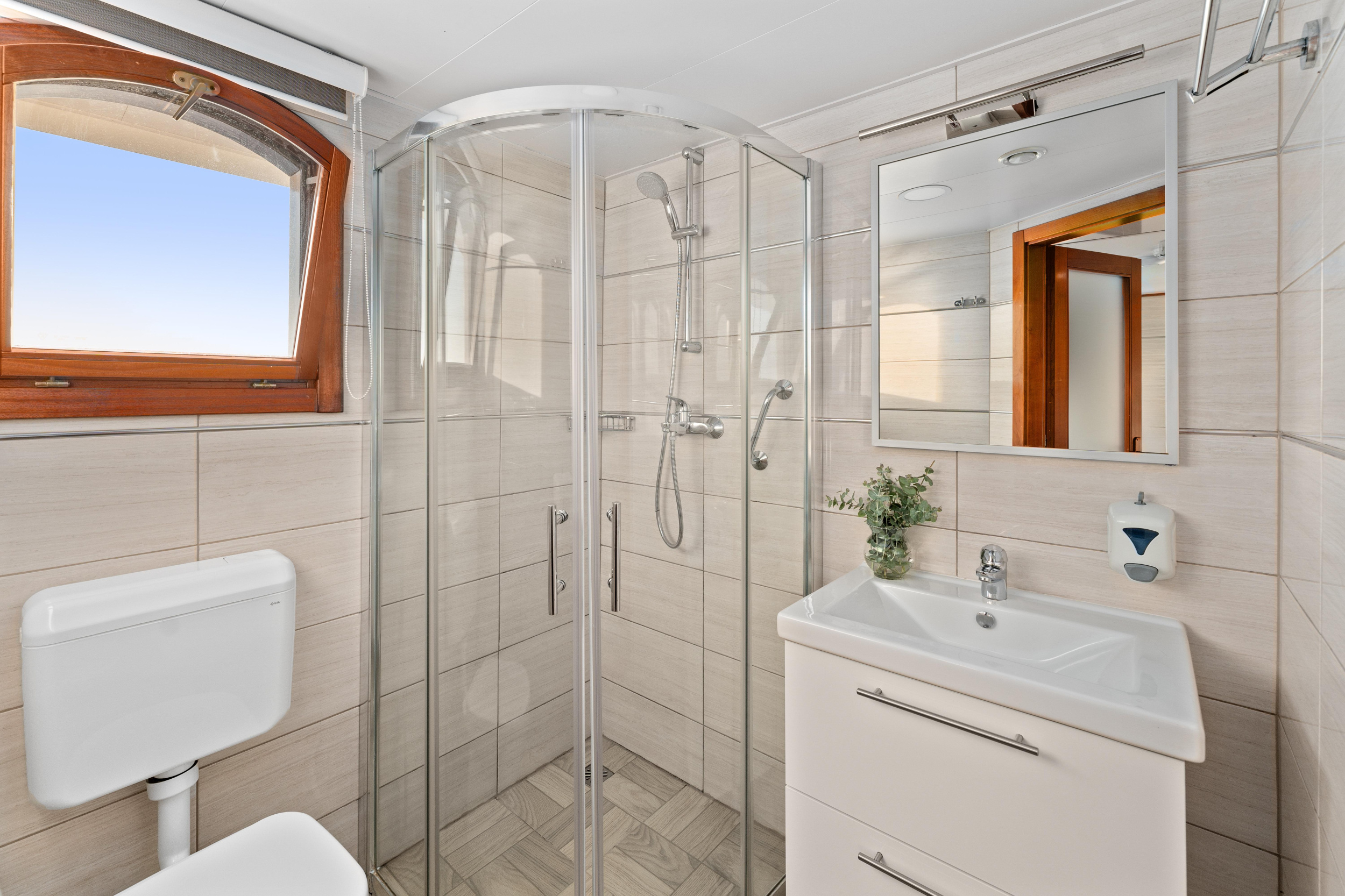 Motoryacht Karizma — photo 39