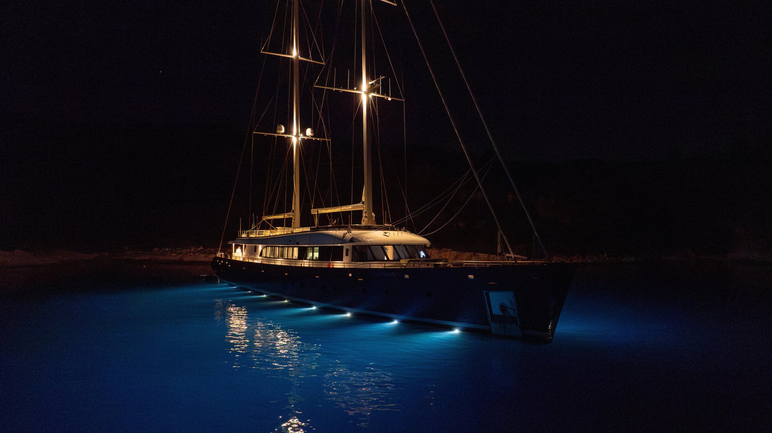 Luxury Sailing Yacht — photo 35