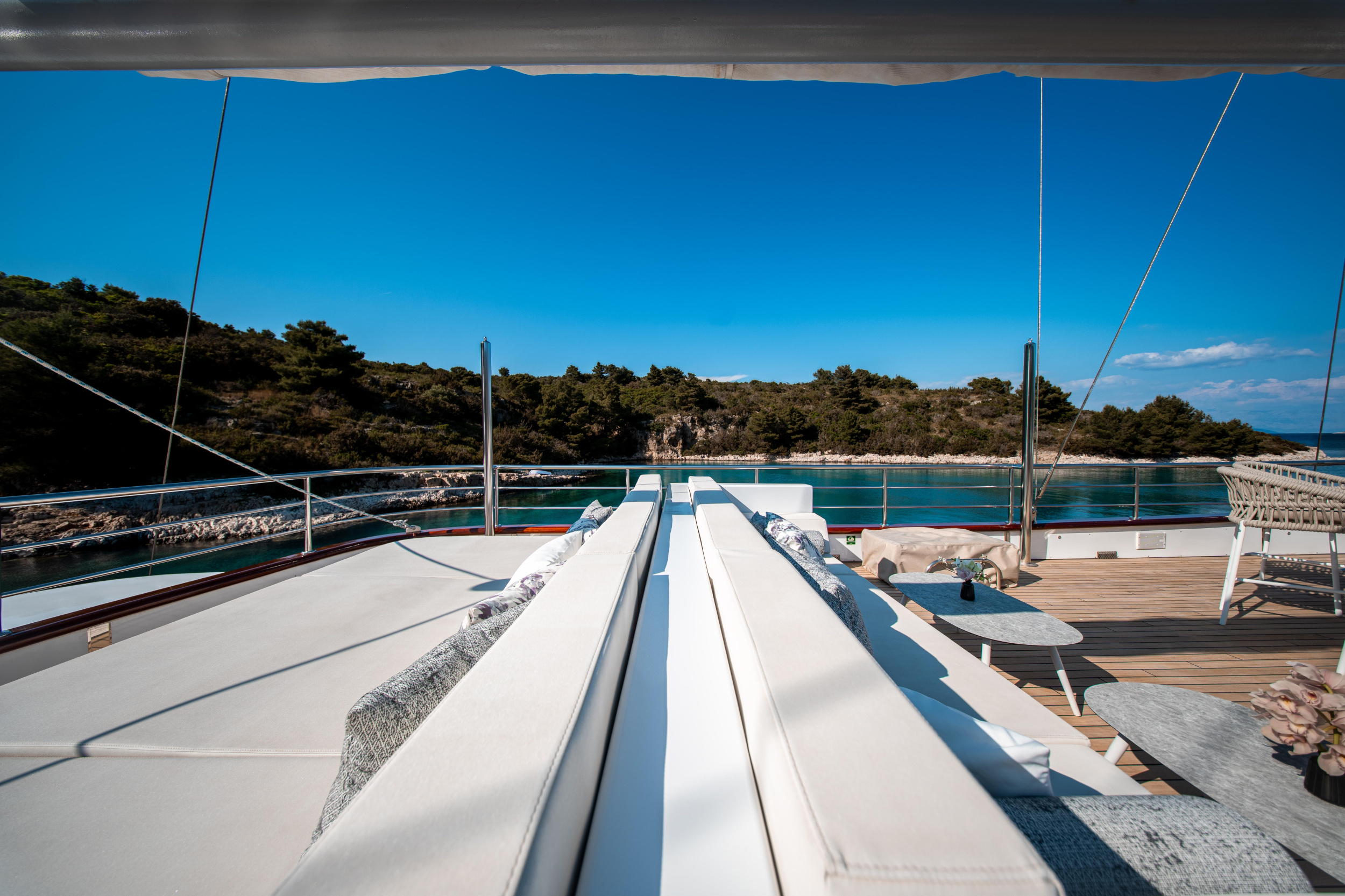 Luxury Sailing Yacht — photo 74