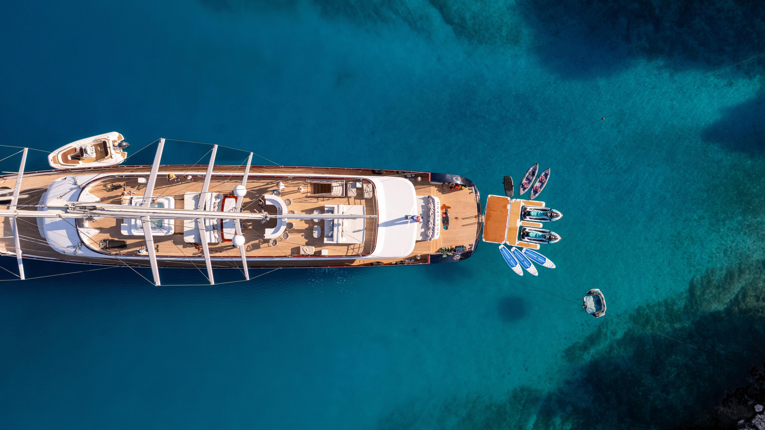 Luxury Sailing Yacht — photo 14
