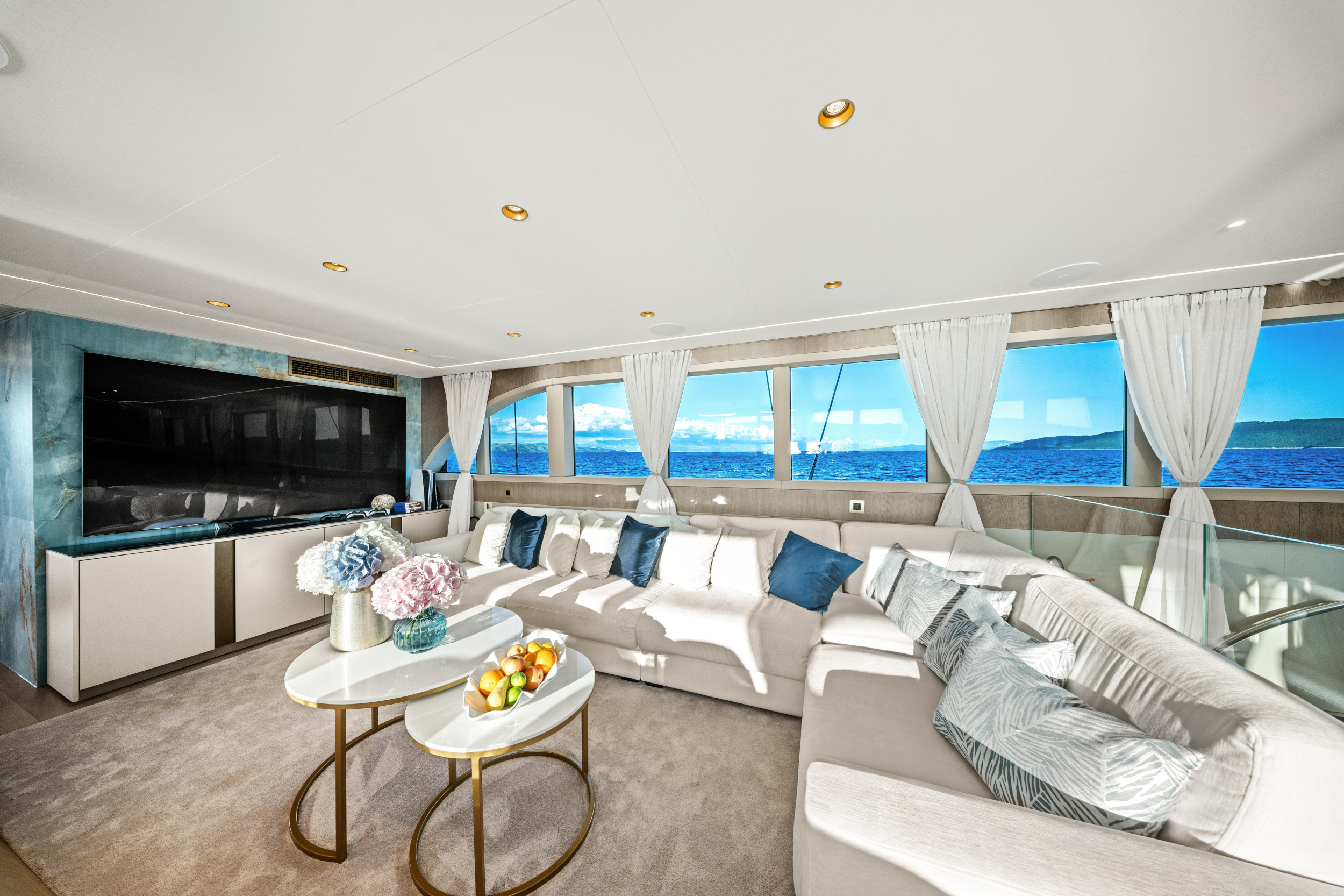 Luxury Sailing Yacht — photo 27