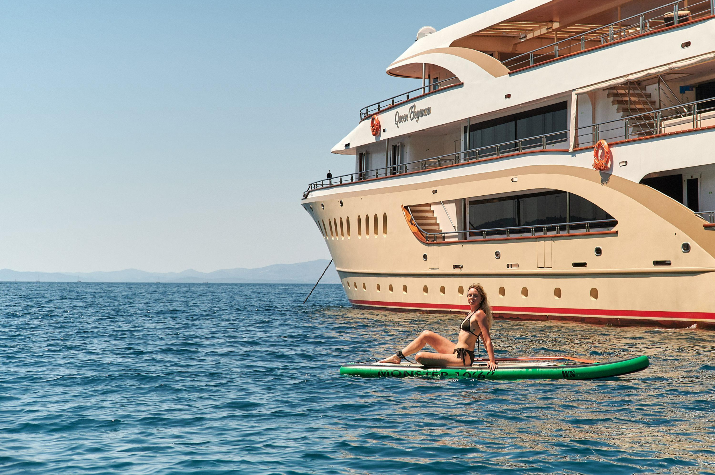 Motoryacht Queen Eleganza — photo 37