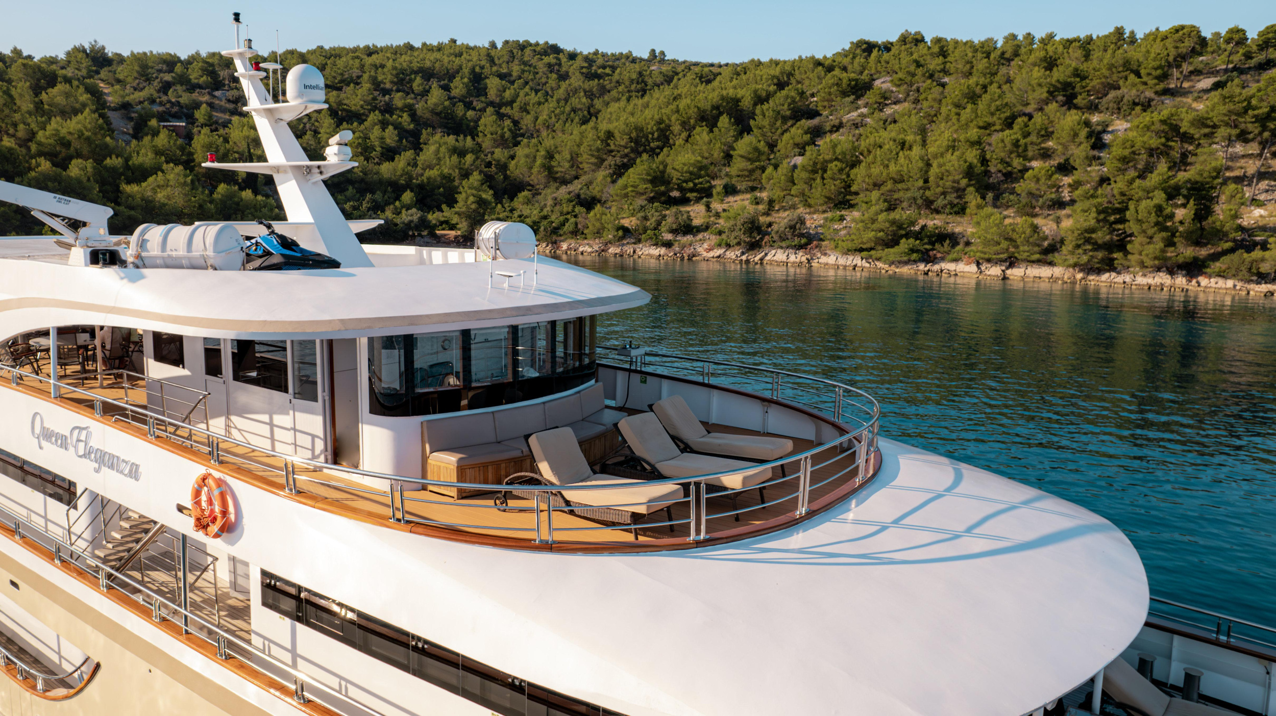 Motoryacht Queen Eleganza — photo 10