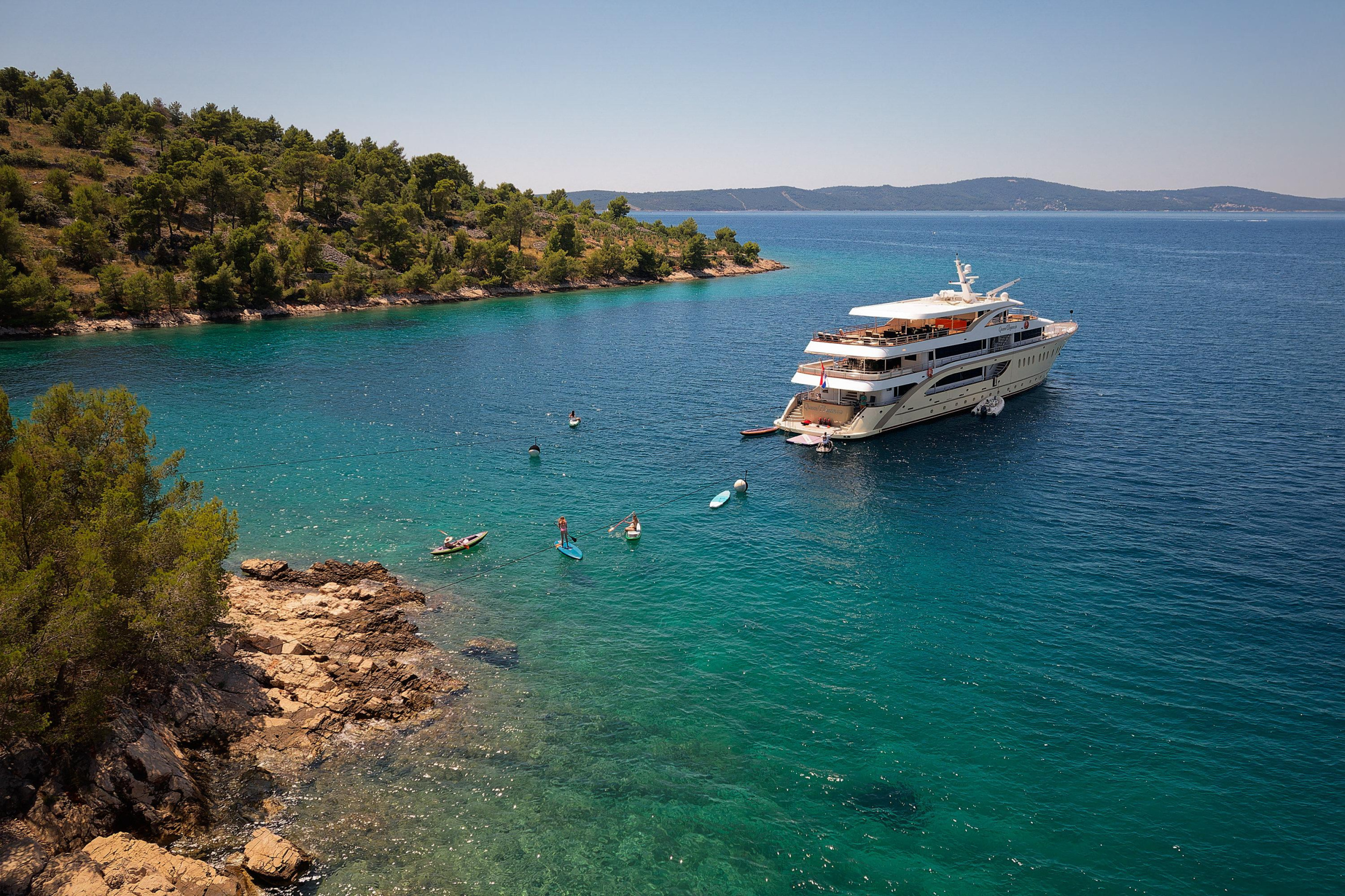 Motoryacht Queen Eleganza — photo 14