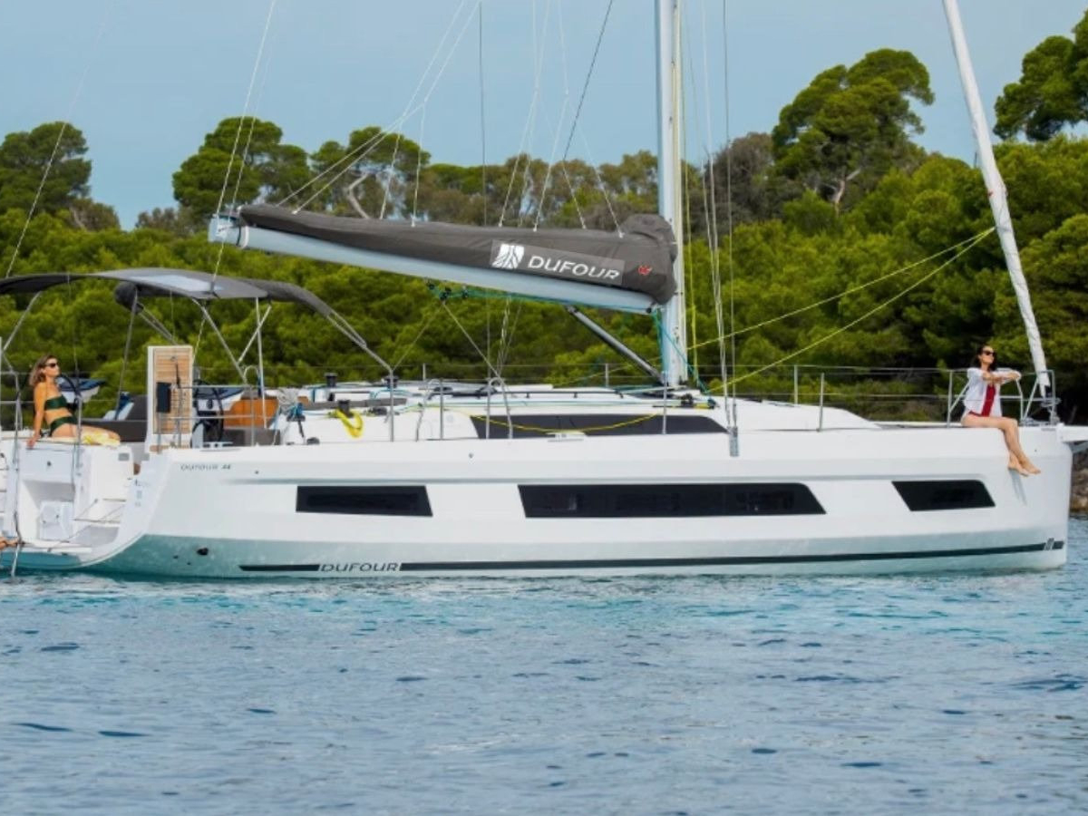 Dufour 41 — photo 1