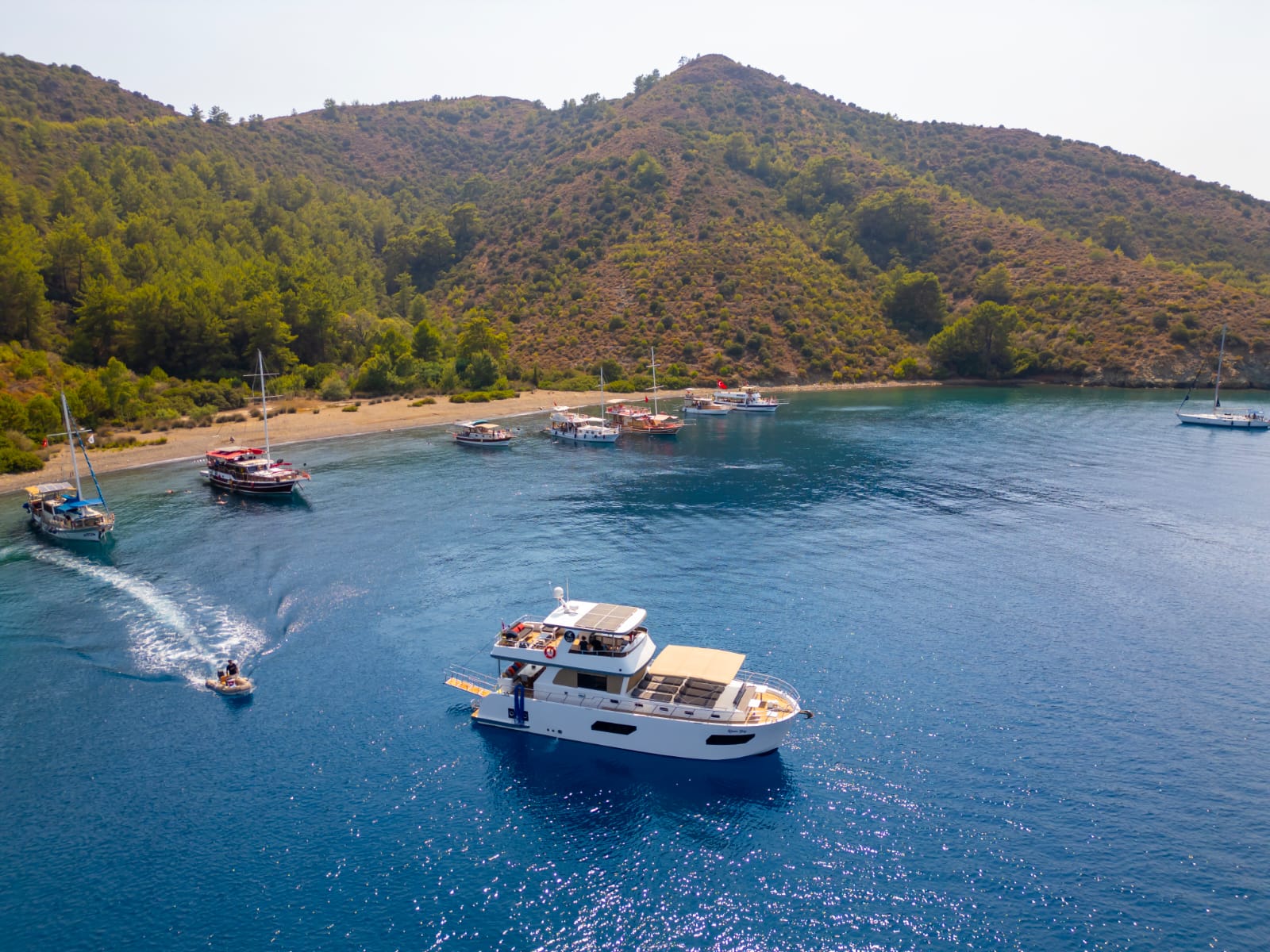 Motoryacht - Kaan Bey — photo 7
