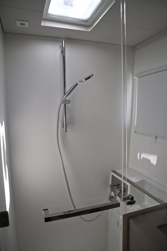 Lagoon 46 (6 cab.) — photo 9