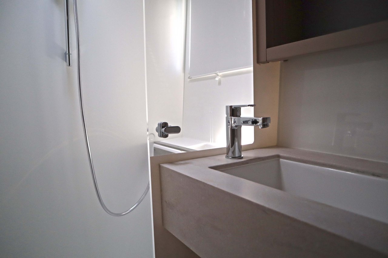 Lagoon 46 (6 cab.) — photo 31