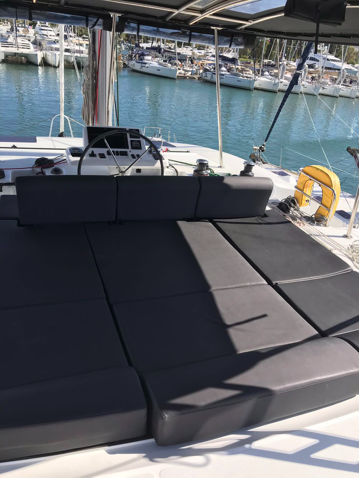 Lagoon 50 (6 cab.) — photo 3
