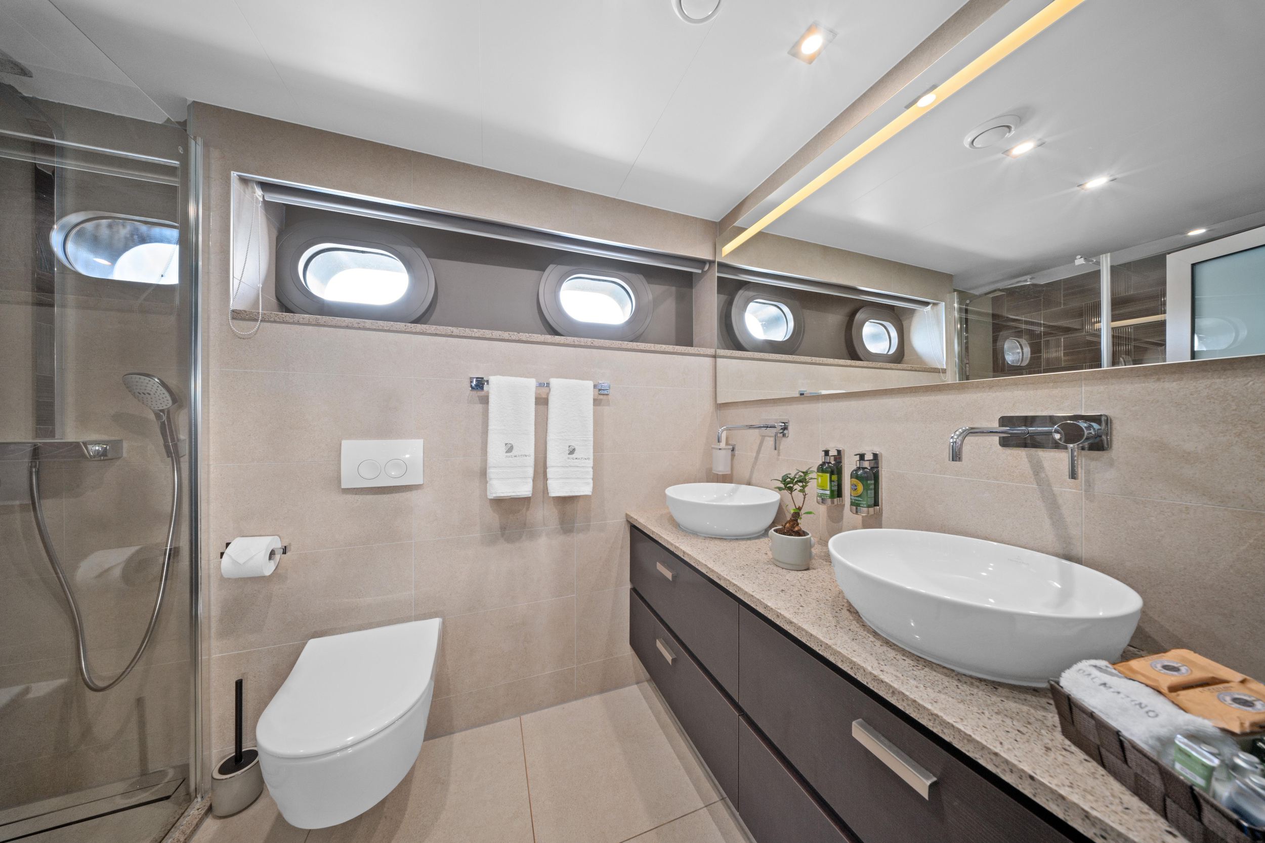 Luxury Sailing Yacht - Dalmatino — photo 43