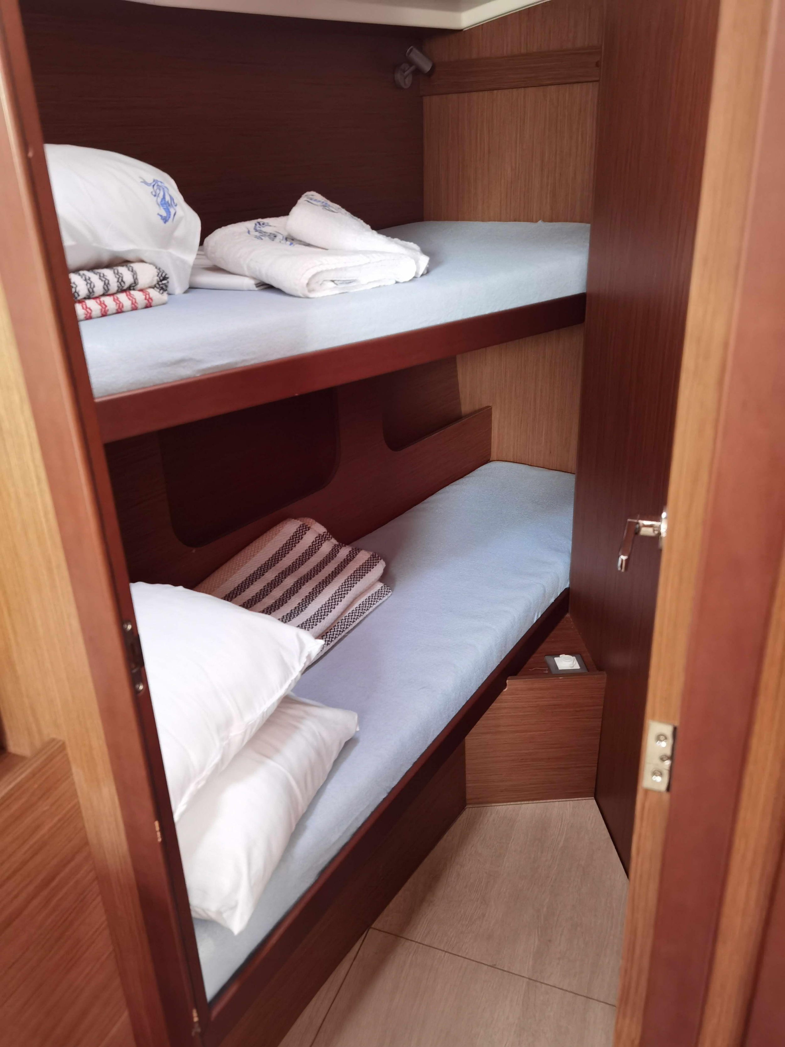 Oceanis 40.1 (4 cab.) — photo 18
