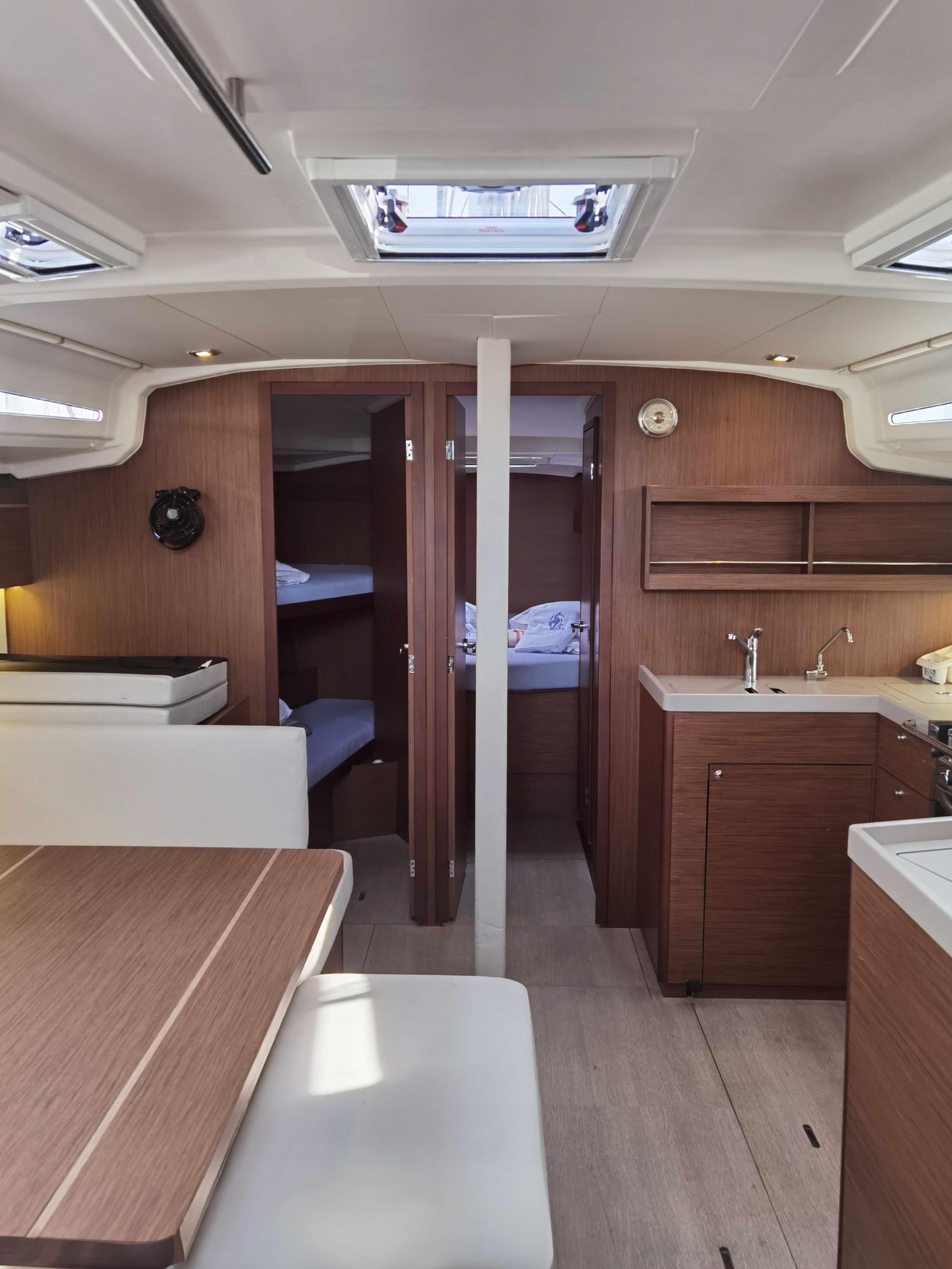 Oceanis 40.1 (4 cab.) — photo 8