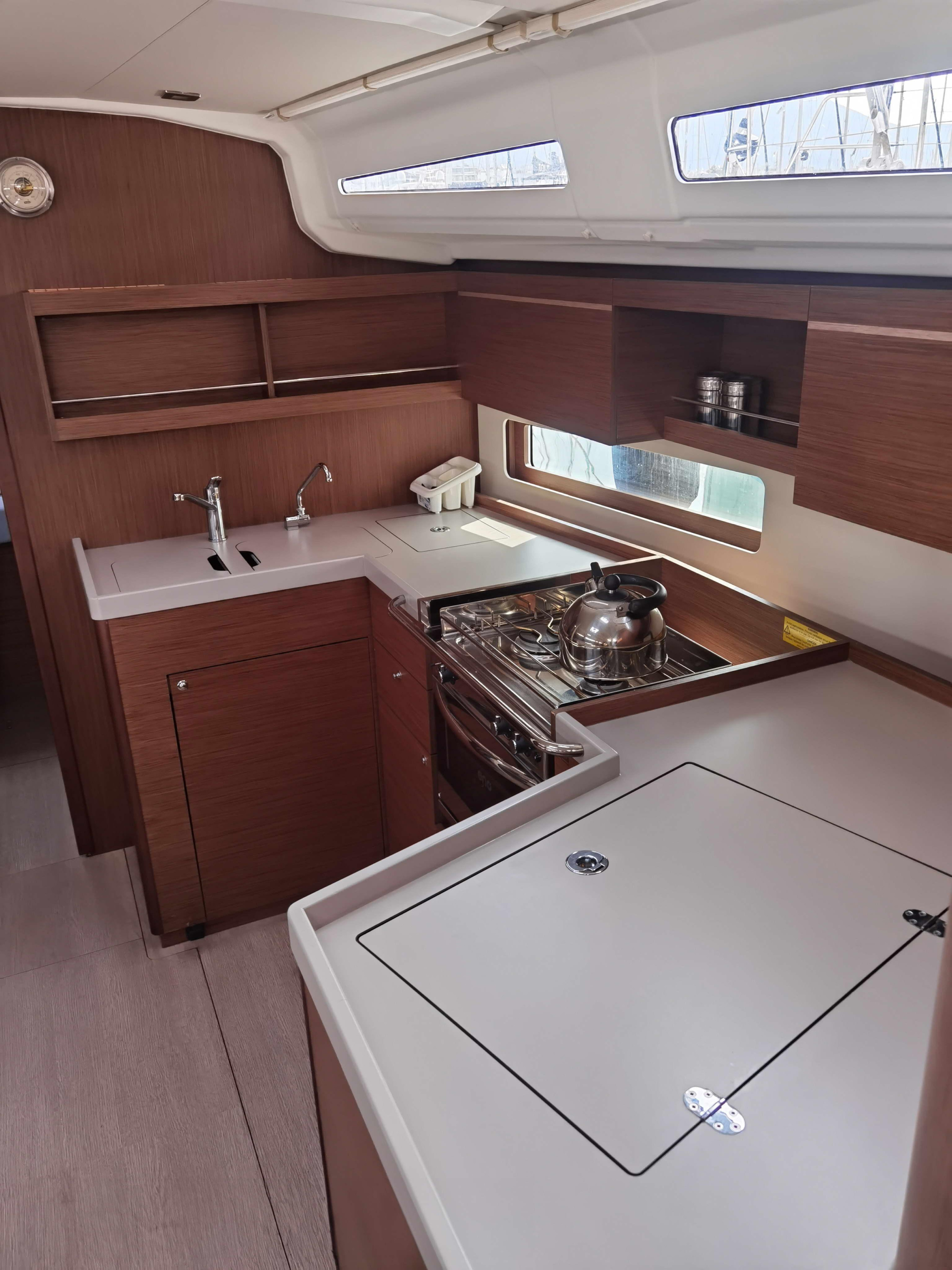 Oceanis 40.1 (4 cab.) — photo 4