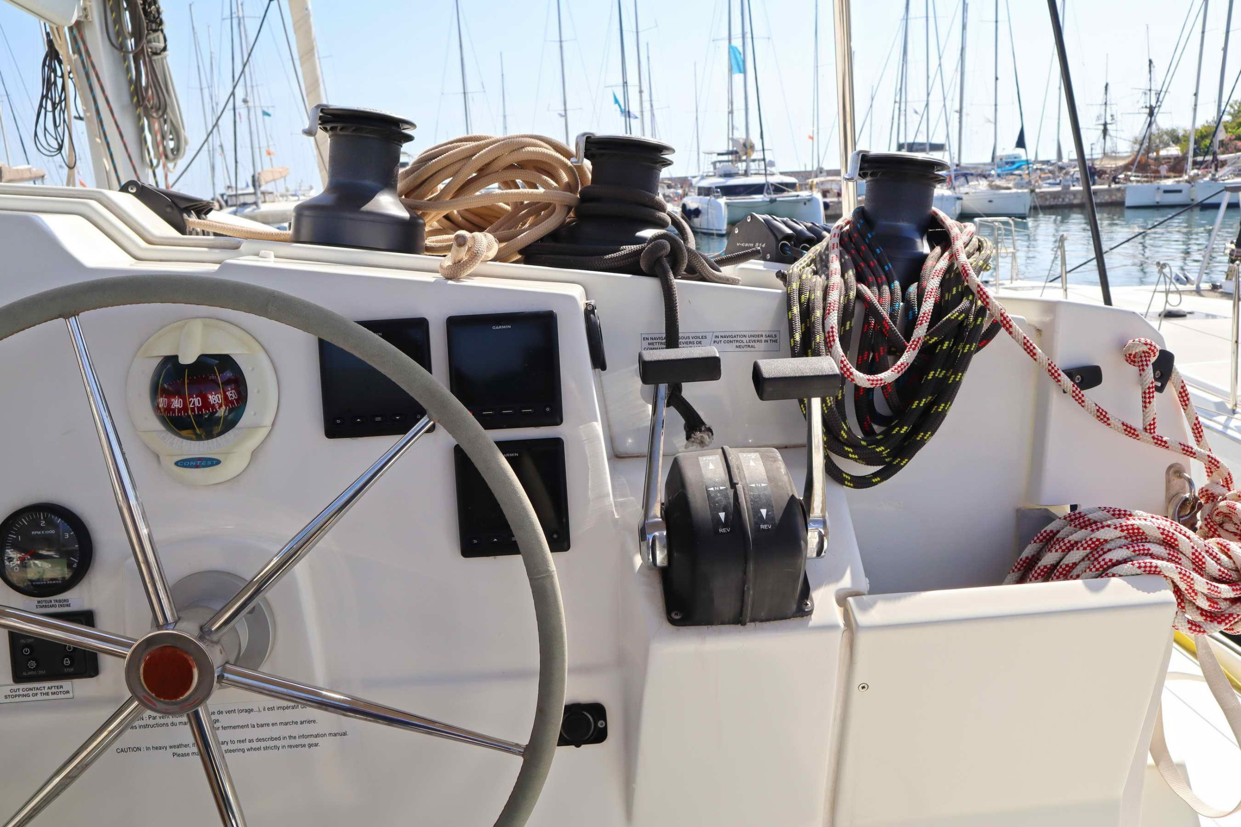 Lucia 40 (4 cab.) — photo 51