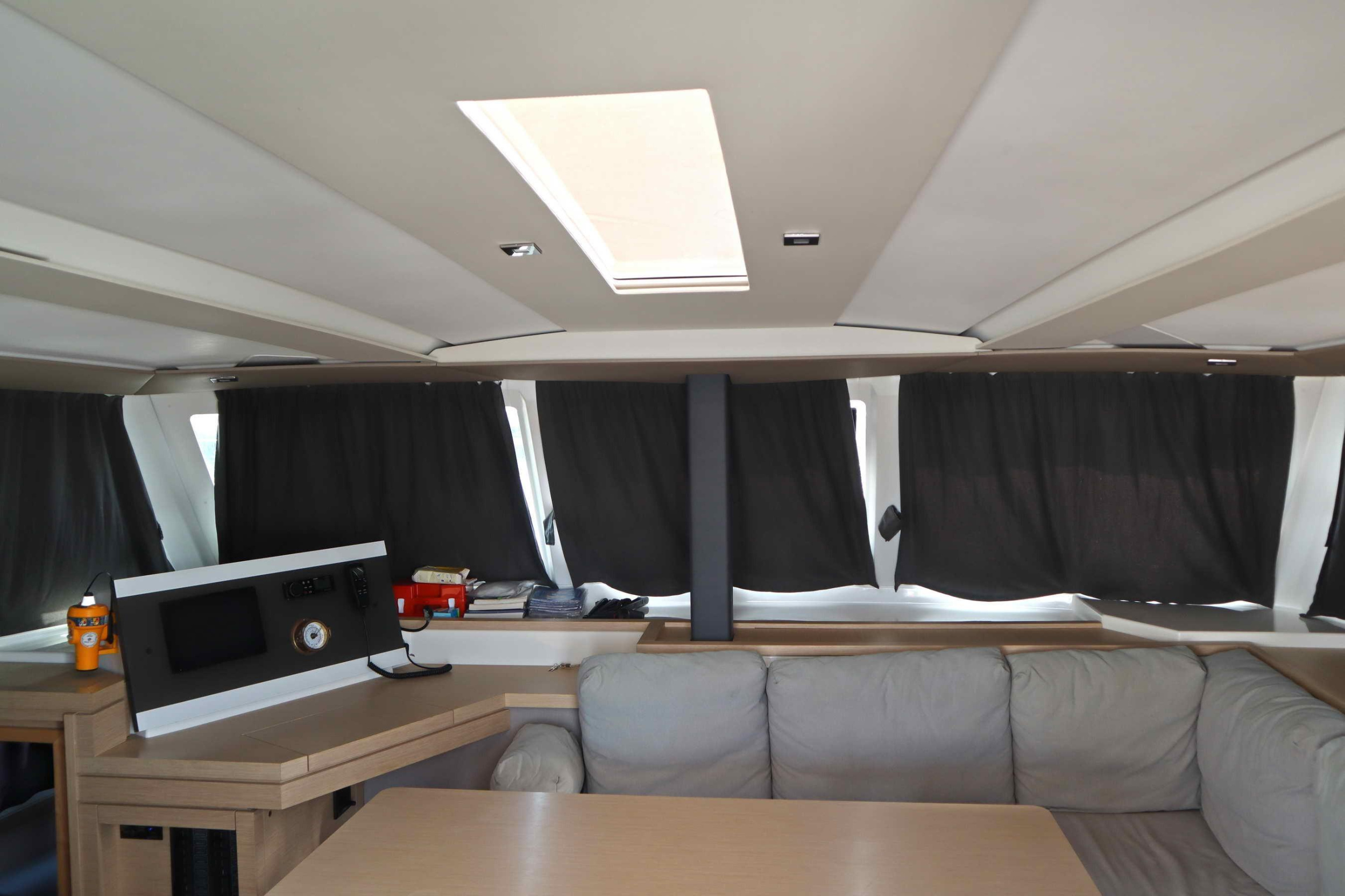 Lucia 40 (4 cab.) — photo 17