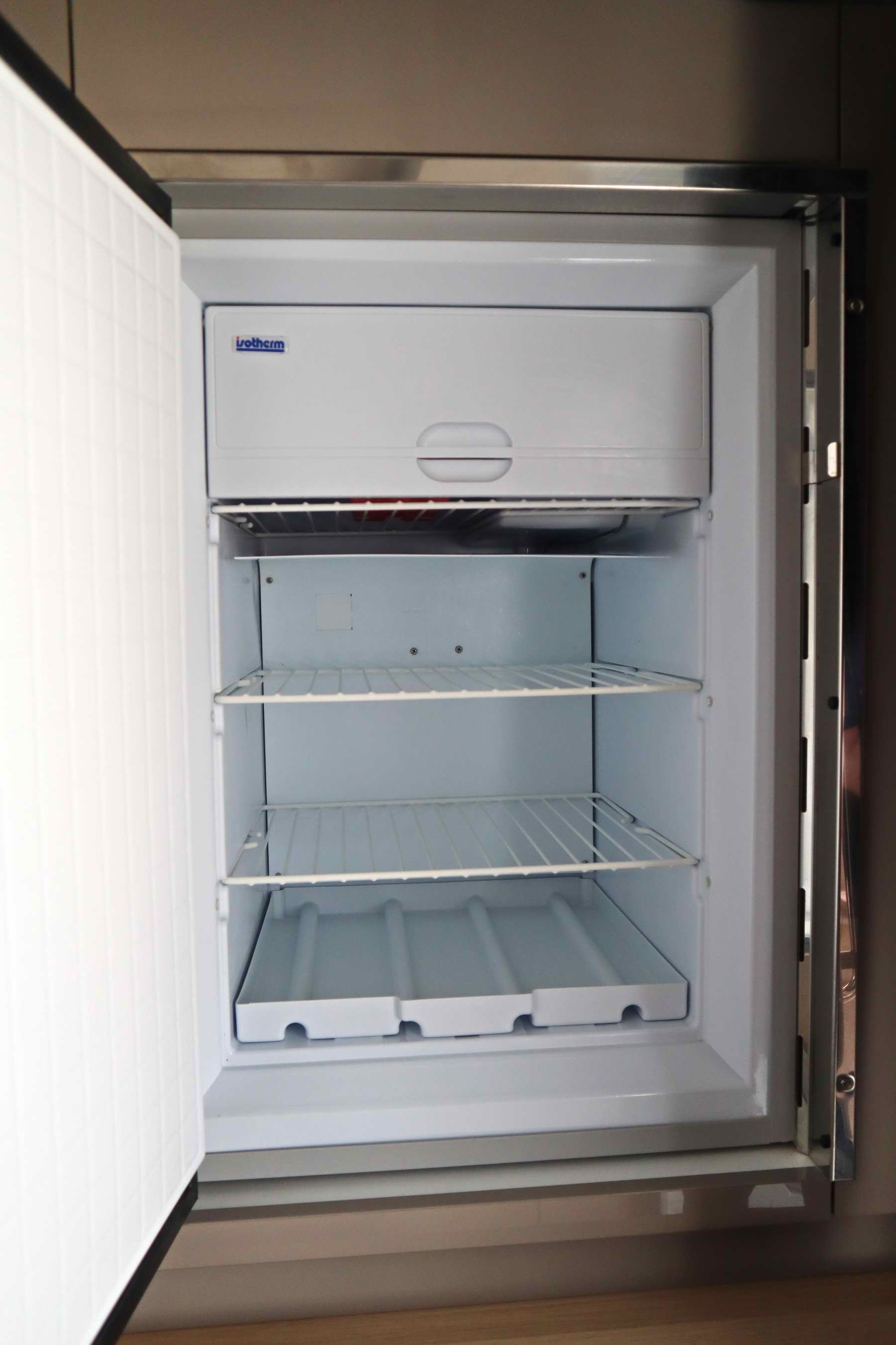 Lucia 40 (4 cab.) — photo 19