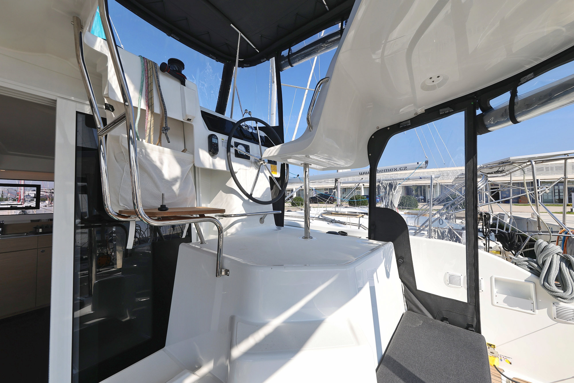 Lagoon 38 OWNER VERSION — photo 43