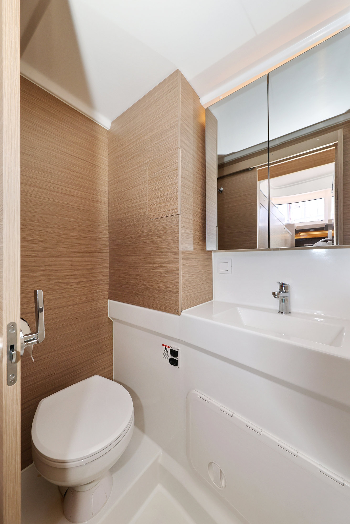 Lagoon 38 OWNER VERSION — photo 20