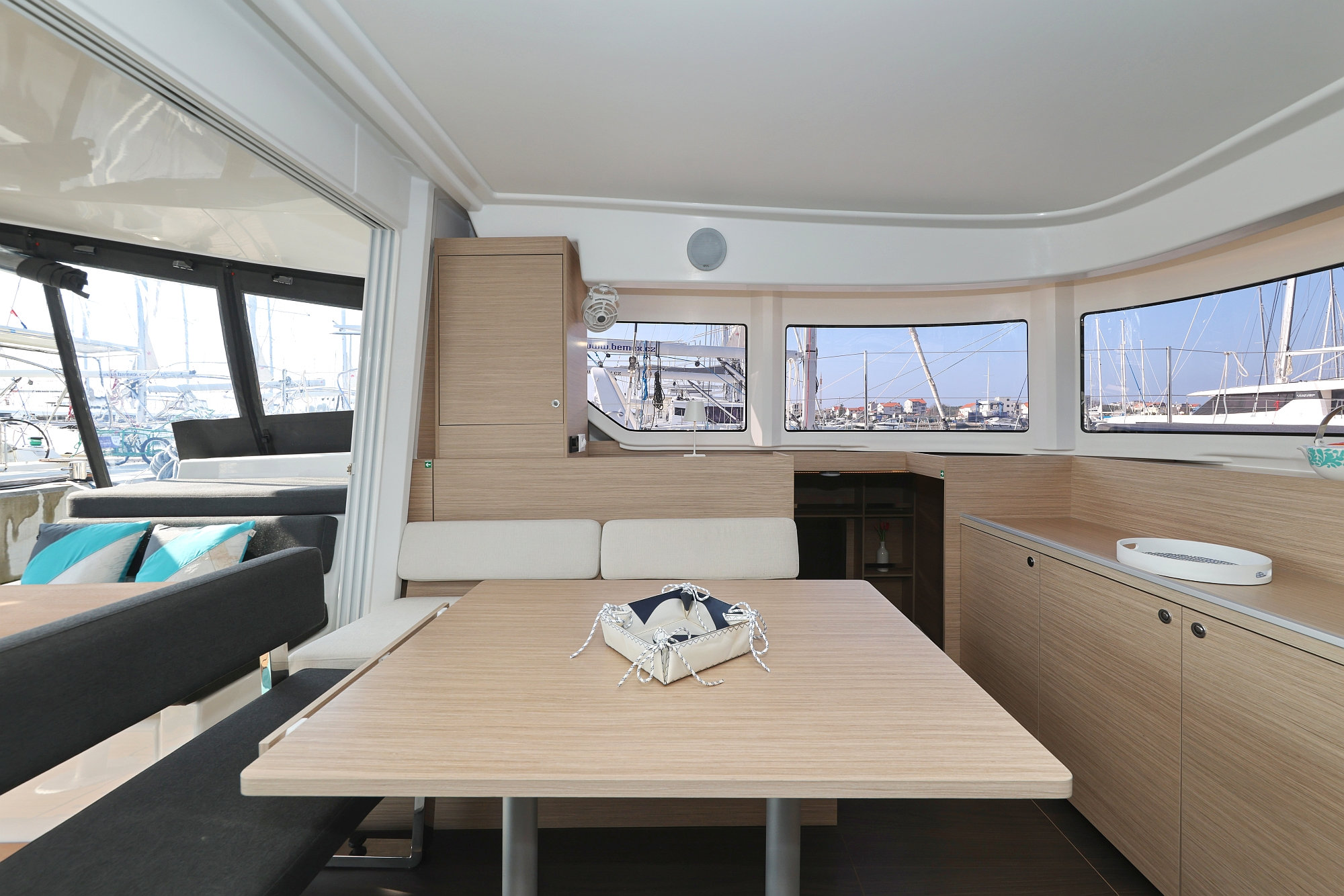 Lagoon 38 OWNER VERSION — photo 30